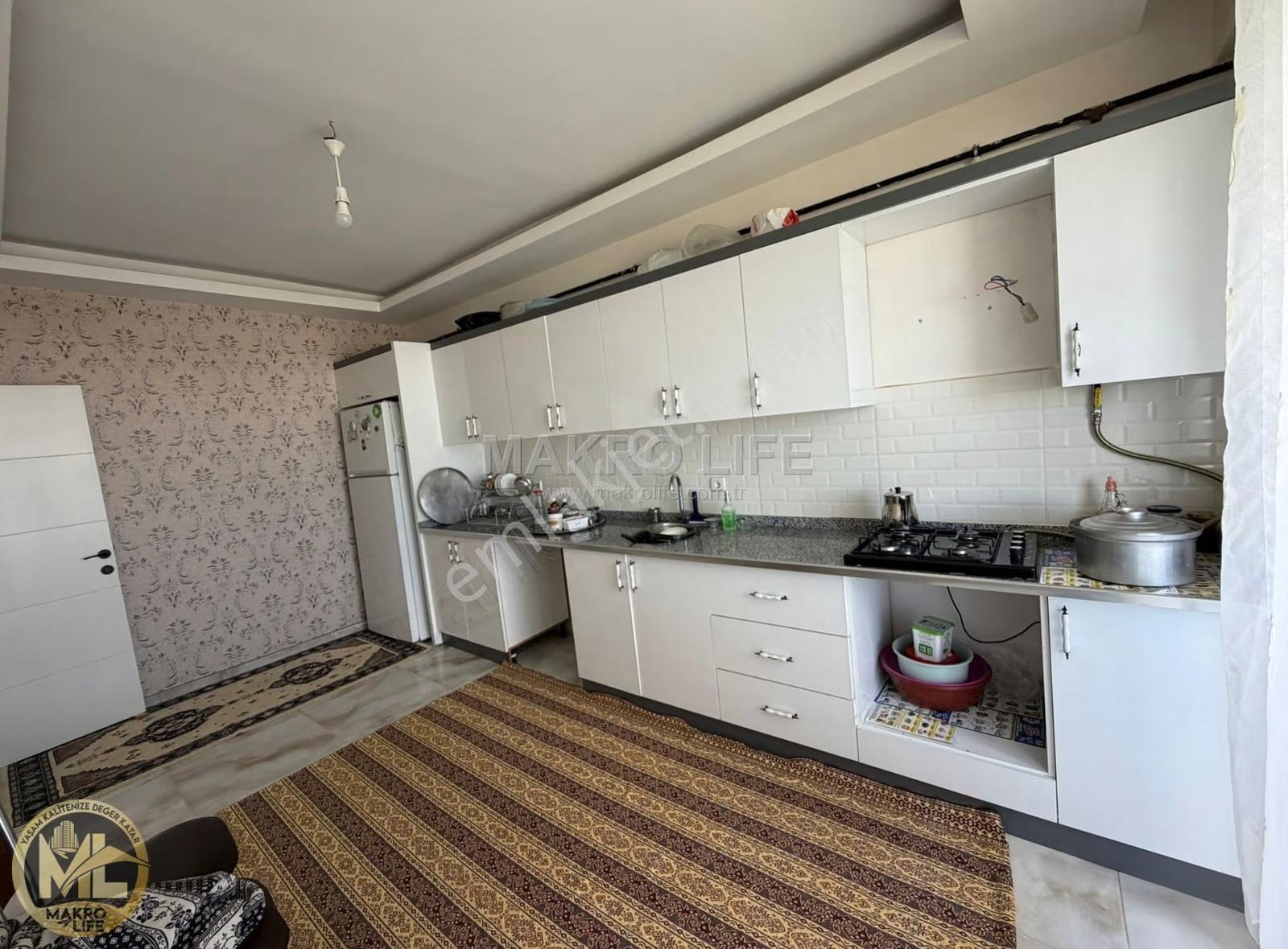 Bağcılarda Yatay Mimari 3+1 Lüks Satılık Daire