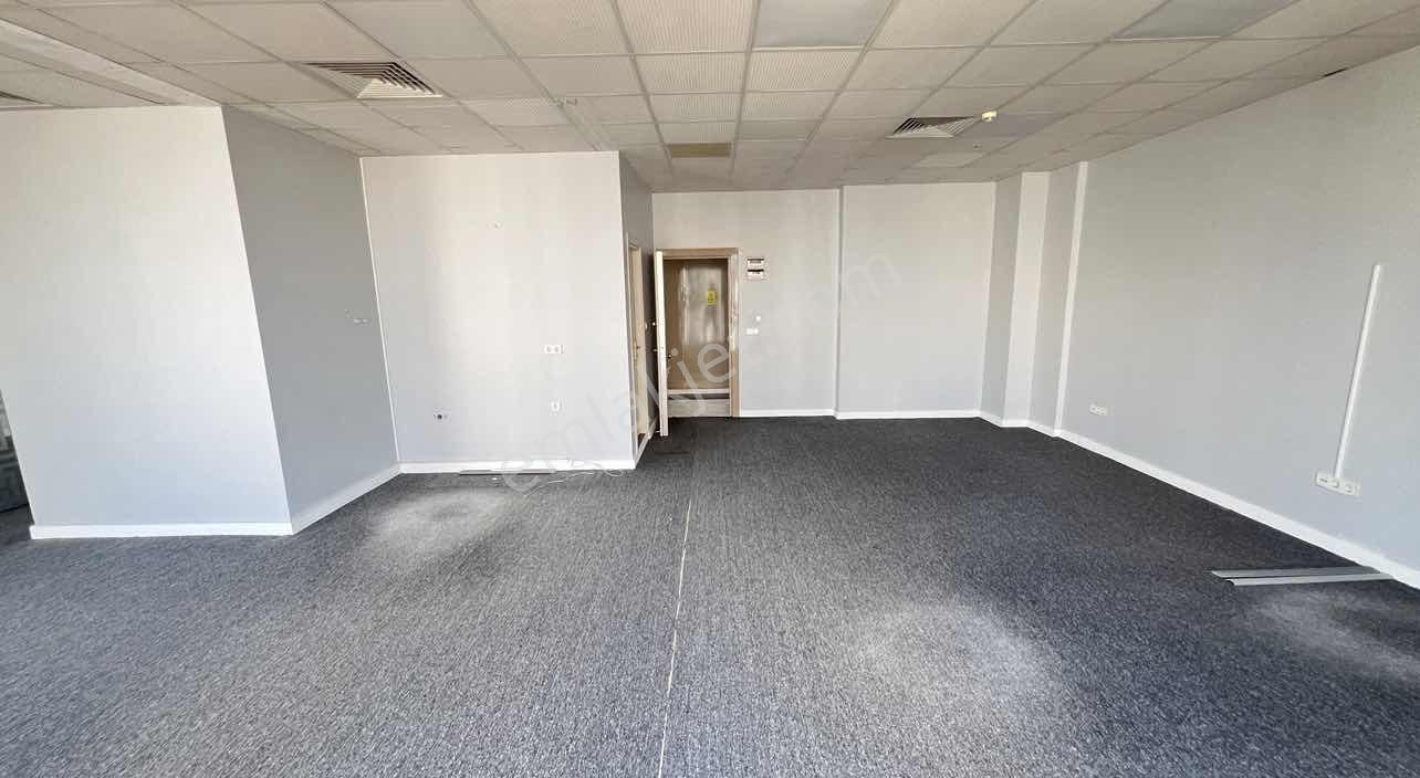 Beylikdüzü E5 Kenarı Ginza Corner Kiralık Büro/ofis 110 M2 - Görsel 17