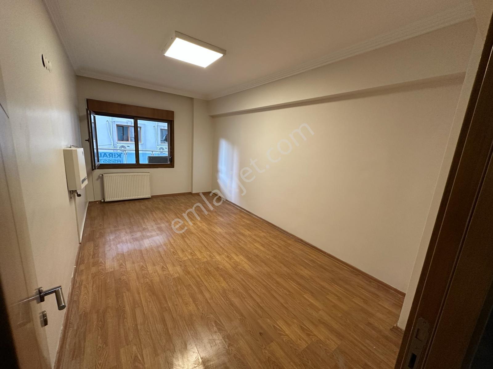 Mansuroğlunda Folkart Yakını 4+1 Kiralık Ofis/daire - Görsel 5
