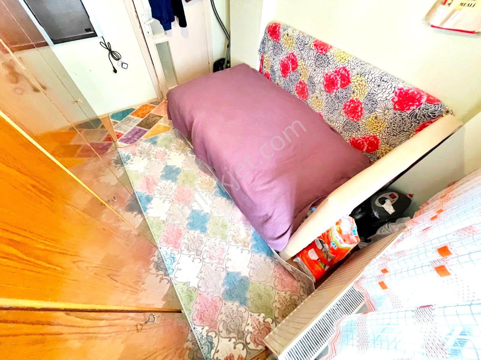Referans'tan Akçay Merkez'de Denize 50 Mt Ara Kat Ön Cephe 2+1 Daire - Görsel 31