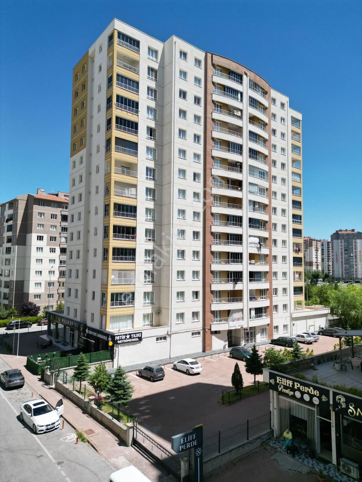 Acil..!tramvay 2 Durağı Yanı 2+1 Hemen Oturulur Masrafsız Daire