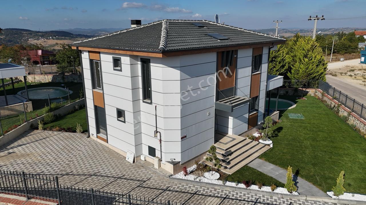 Sevindikli'nin Prestijli Bölgesinde Satılık 4+1 Müstakil Villa - Görsel 6
