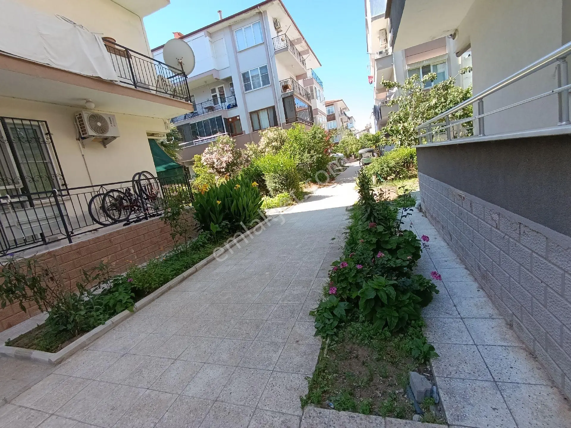 Balıkesir Edremit Altınkum 'da 2+1 Ayrı Mutfak Ve Kombili Daire - Görsel 3