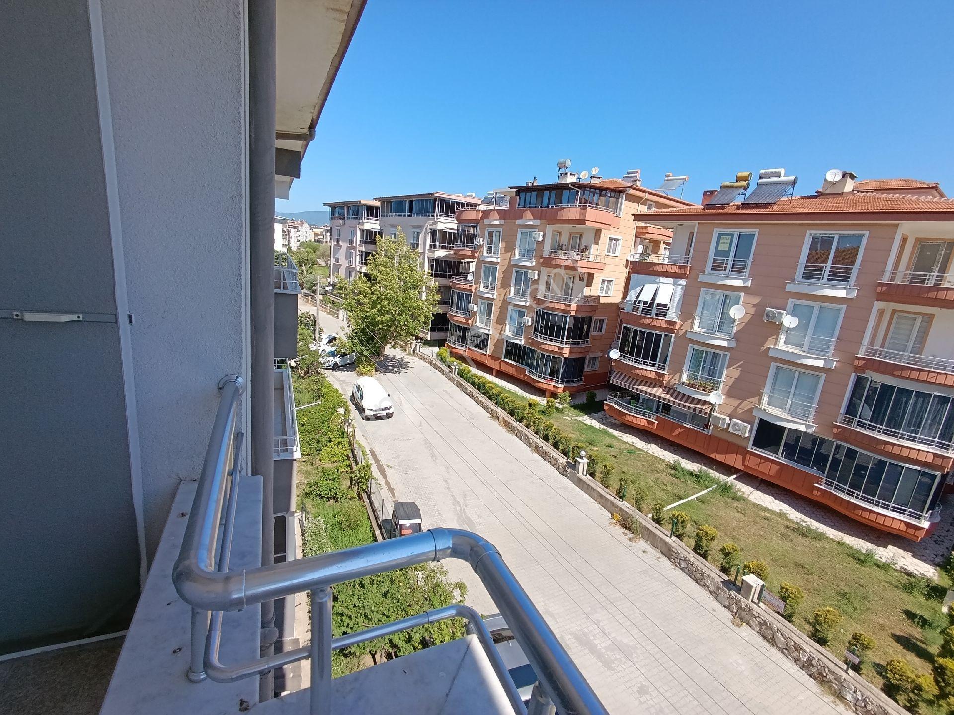 Balıkesir Edremit Altınkum 'da 2+1 Ayrı Mutfak Ve Kombili Daire - Görsel 25