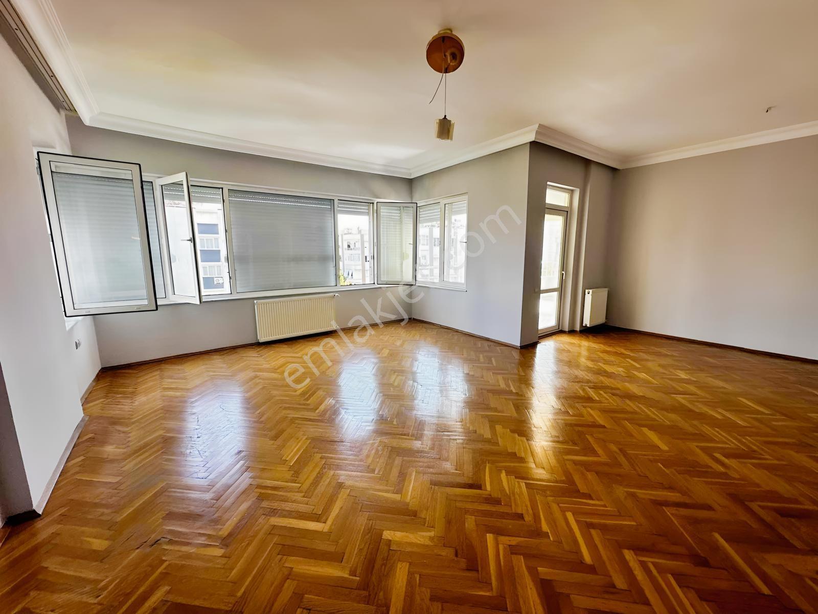 Çağlayan'da, Havuzlu Ve Nezih Bir Sitede, Kiralık Ferah Daire. - Görsel 11