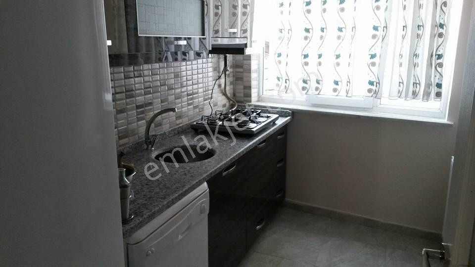 Muratlı Caddesi Üzeri Kiralık Eşyalı 1+1 Daire