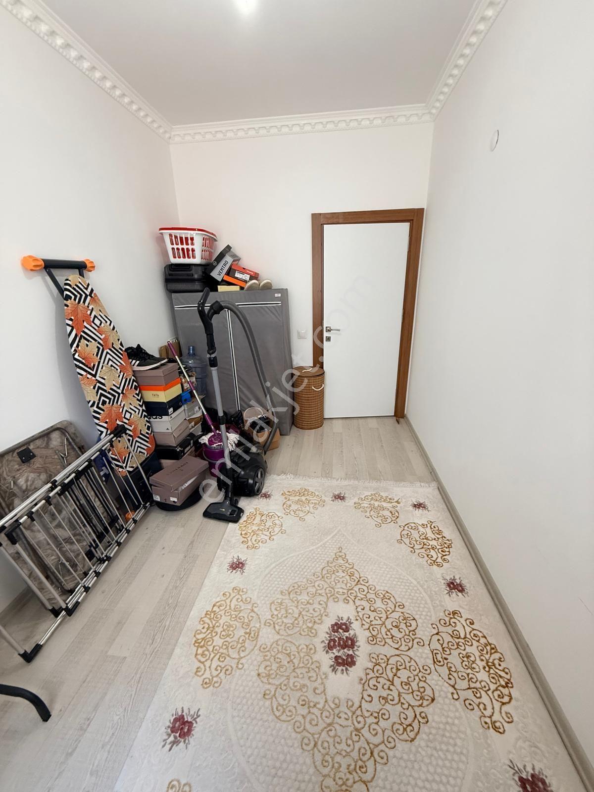 Full Eşyalı, Tramvay Ve Ana Yola Yakın, Güney Cephe Lüks Arakat - Görsel 24