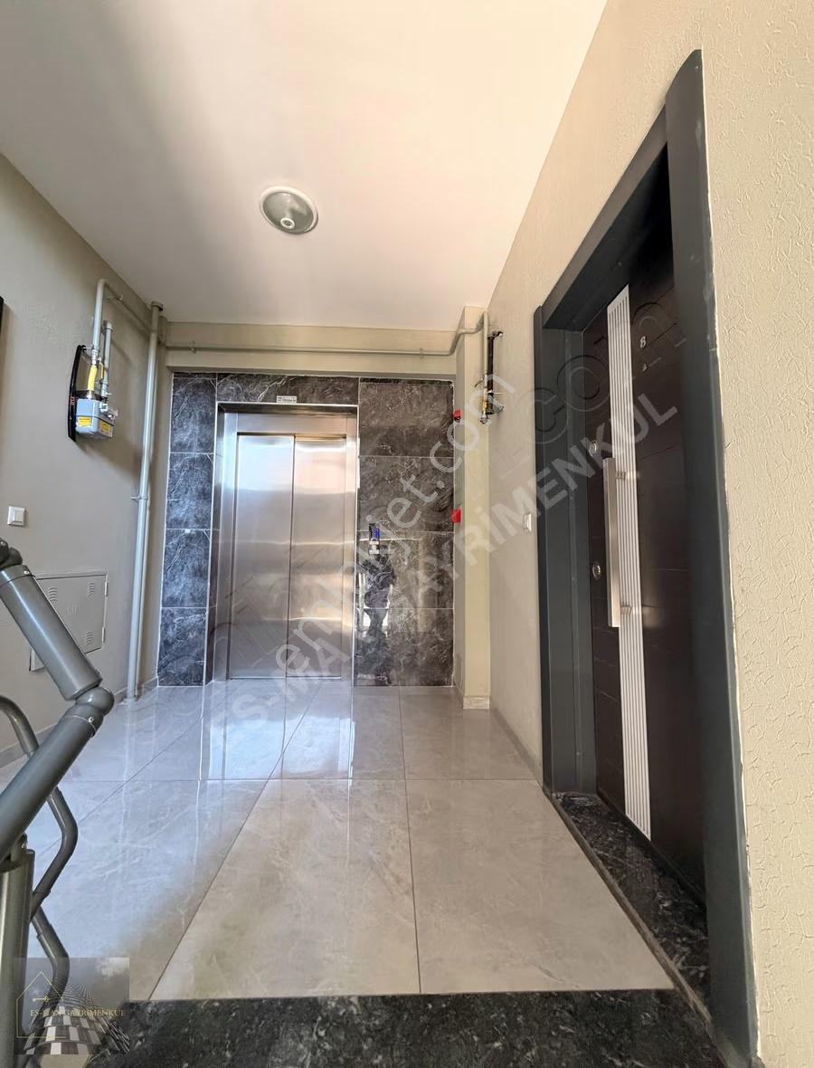 Kayapa'da Havuzlu, Lüks 3+1 Daire: Gümüşevler Sitesi'nde Yaşam!