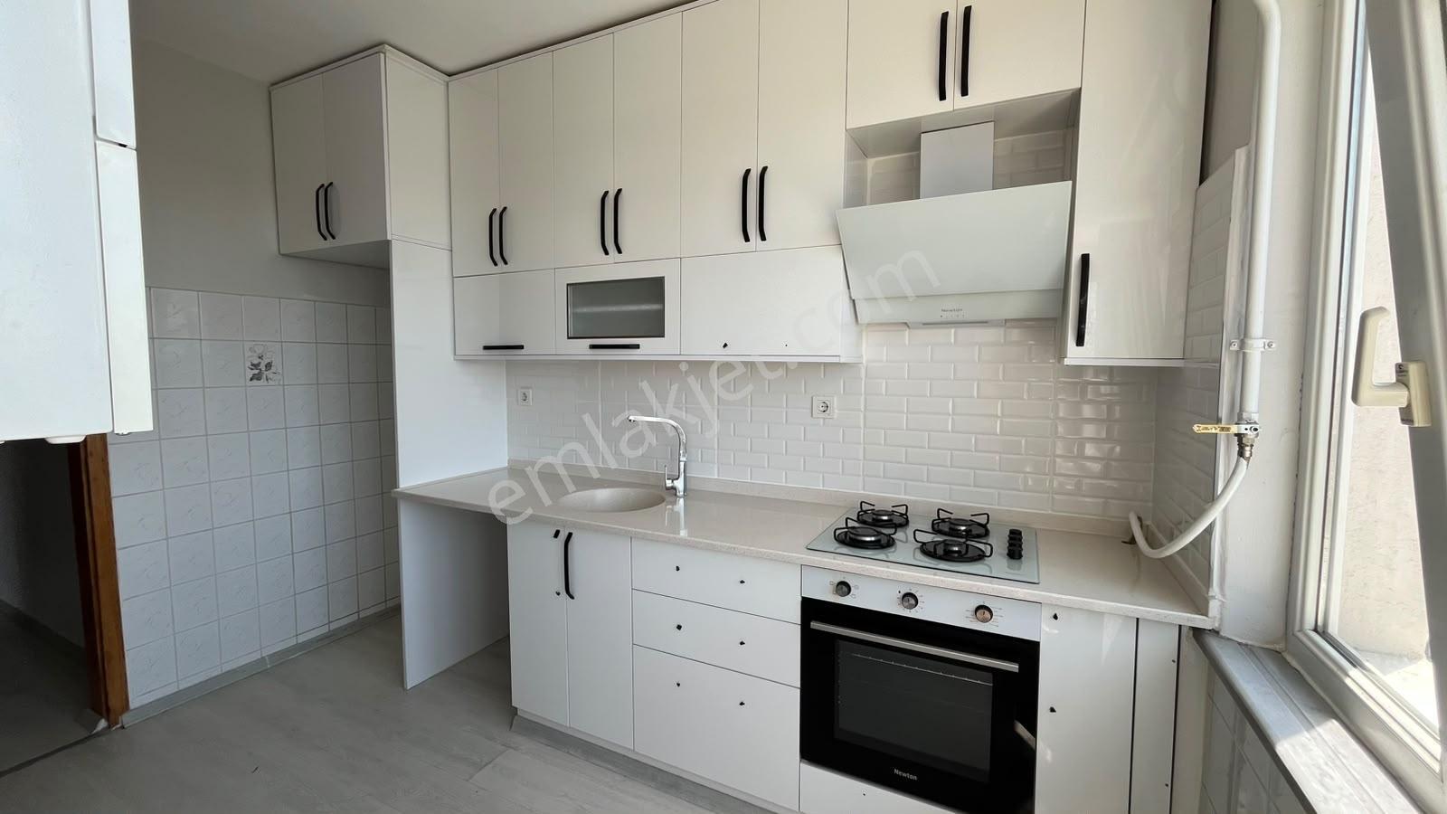 Konut Emlak'tan Mahallenin En Uygun 2+1 Kiralık Dairesi - Görsel 2