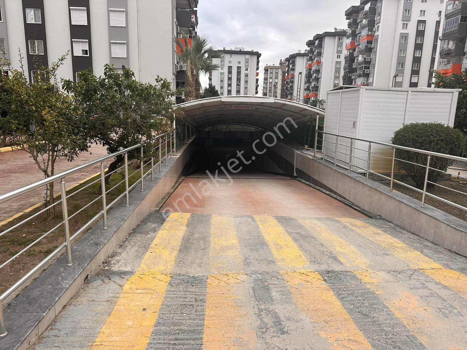 Sarısu'da Full Eşyalı Havuzlu Site İçerisinde 145 M2 Satılık 3+1 - Görsel 13
