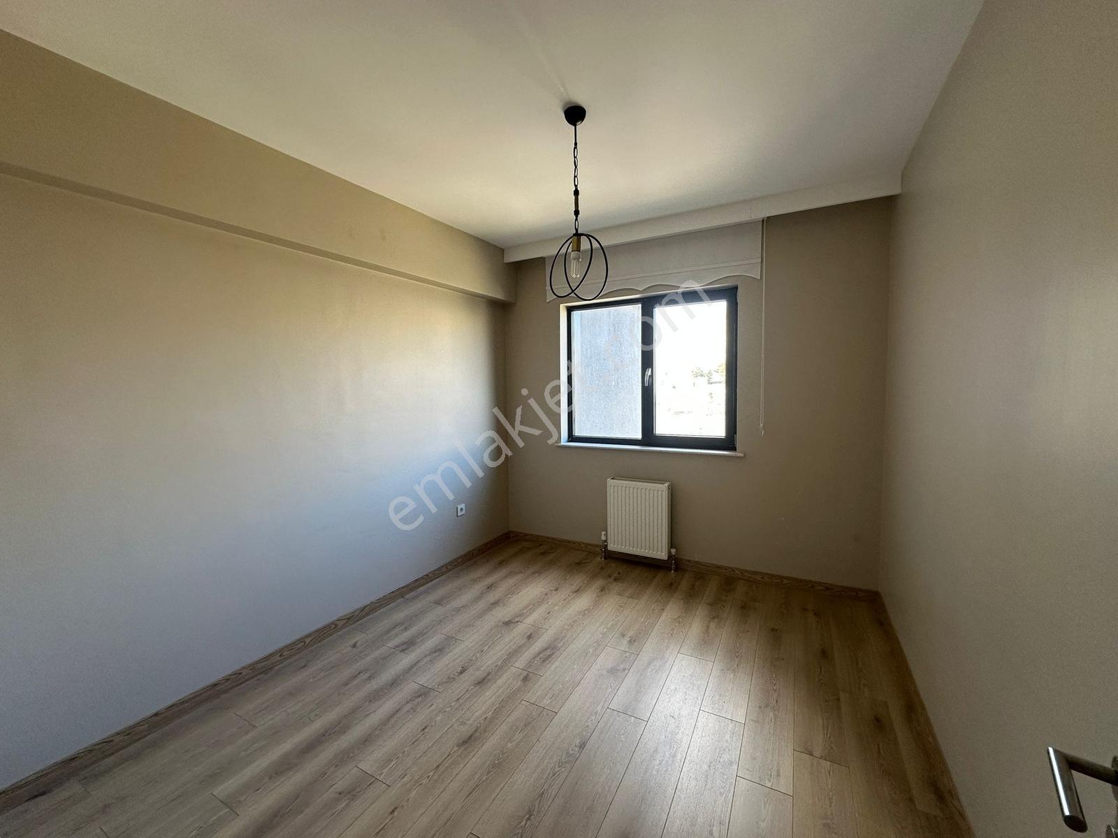 Irmak Emlak-bağlıca Satılık Site İçinde Geniş 4+1 Daire - Görsel 16