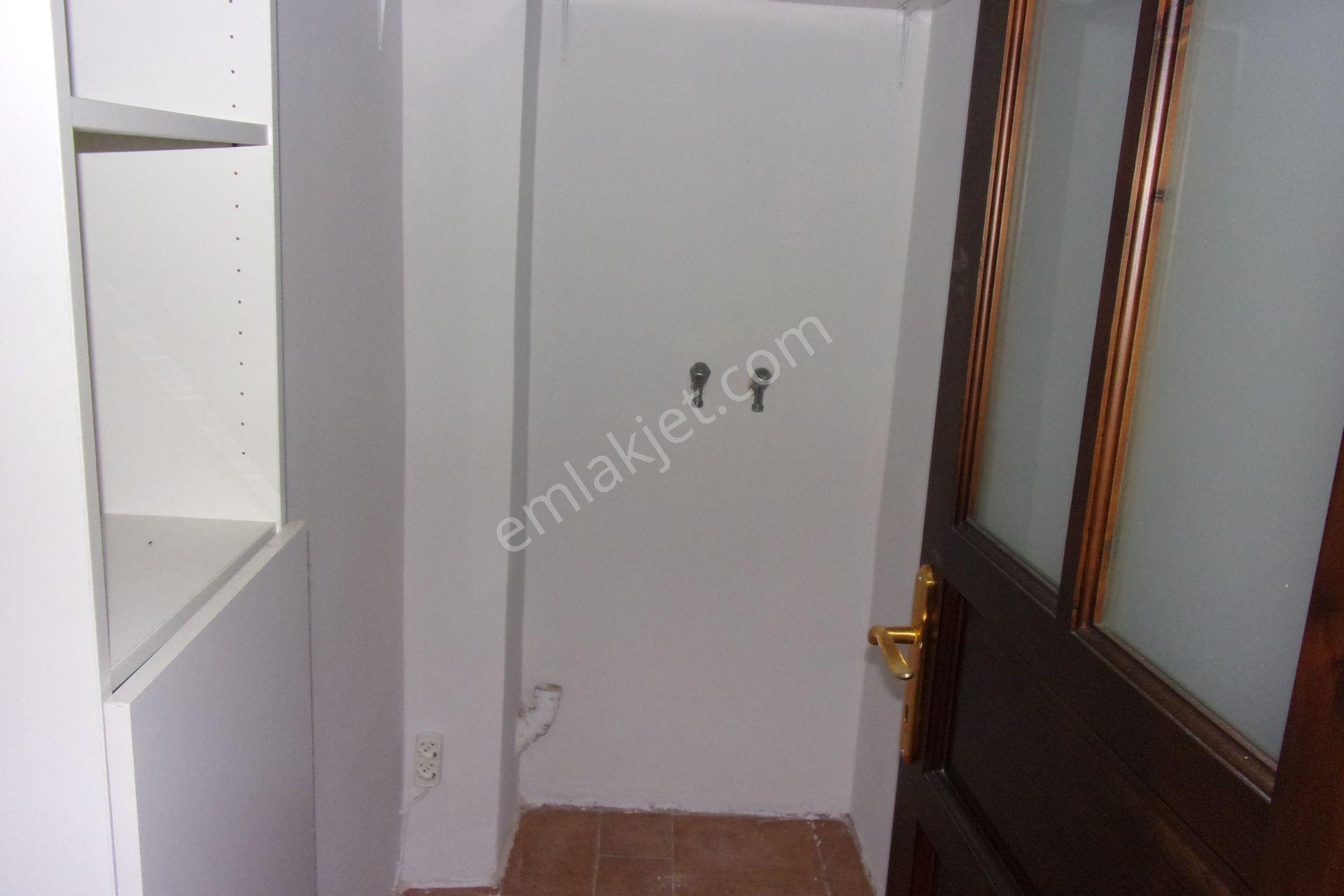 Tarabya Sanatçılar Sitesinde 3+1 140 Metrekare Boyalı Kiralık Daire - Görsel 27