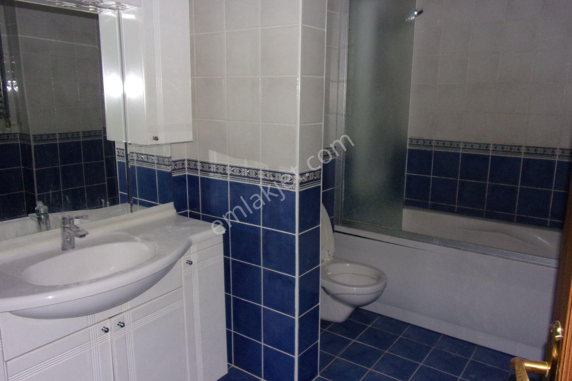 Tarabya Sanatçılar Sitesinde 3+1 140 Metrekare Boyalı Kiralık Daire - Görsel 10