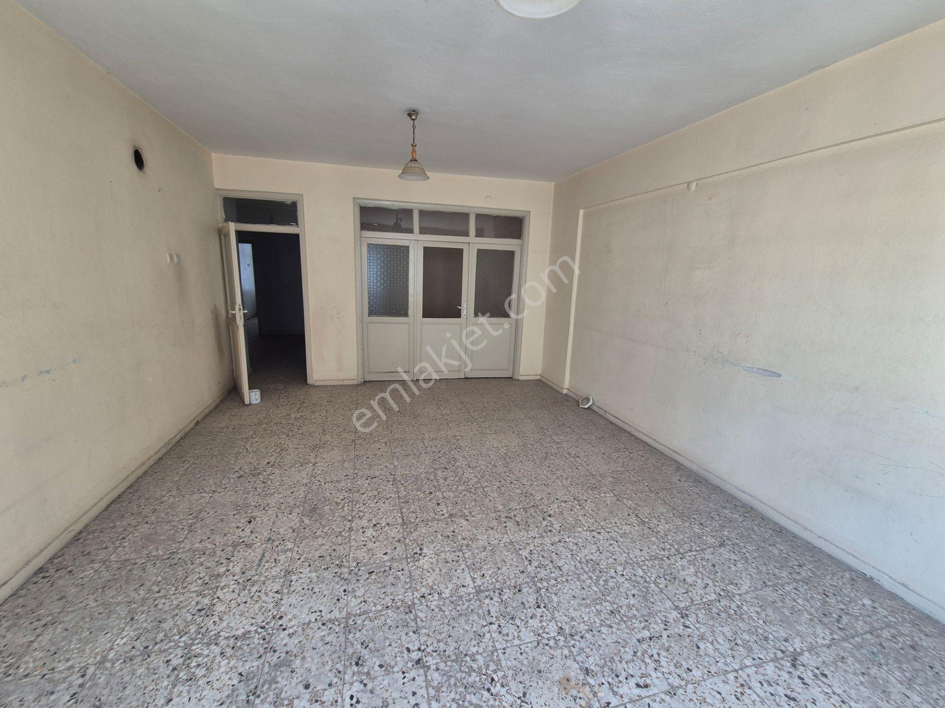 Prestijden İhsaniye'de Adliye Civarı Ofis Olmaya Uygun 3+1 Daire - Görsel 11