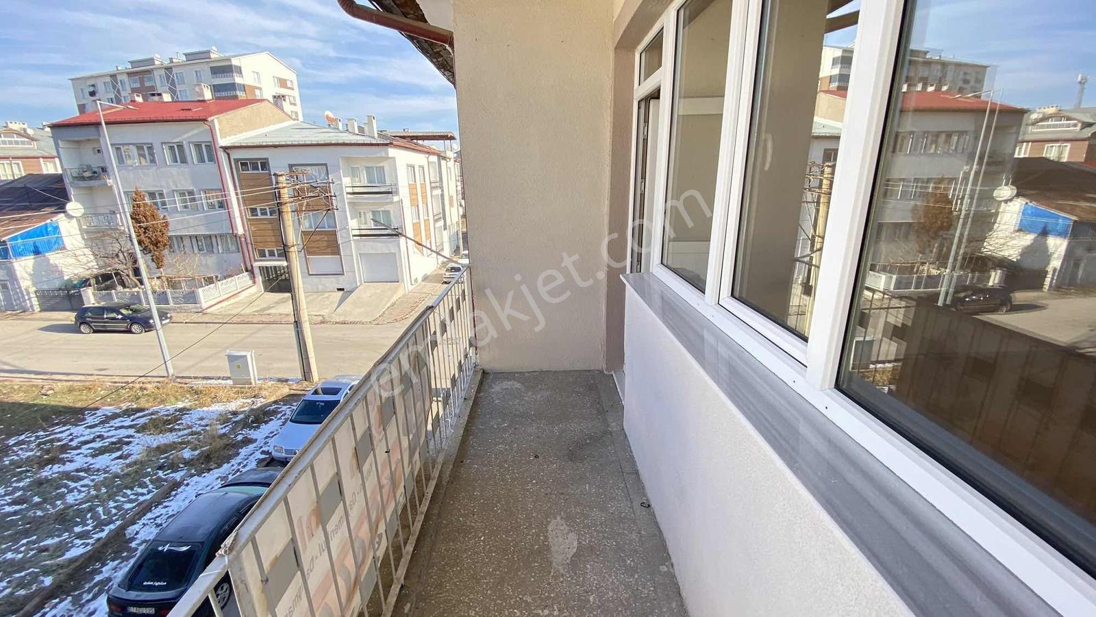 Sivas Ozan Emlak'tan Altuntabak'ta Kiralık 2+1 Daire - Görsel 19