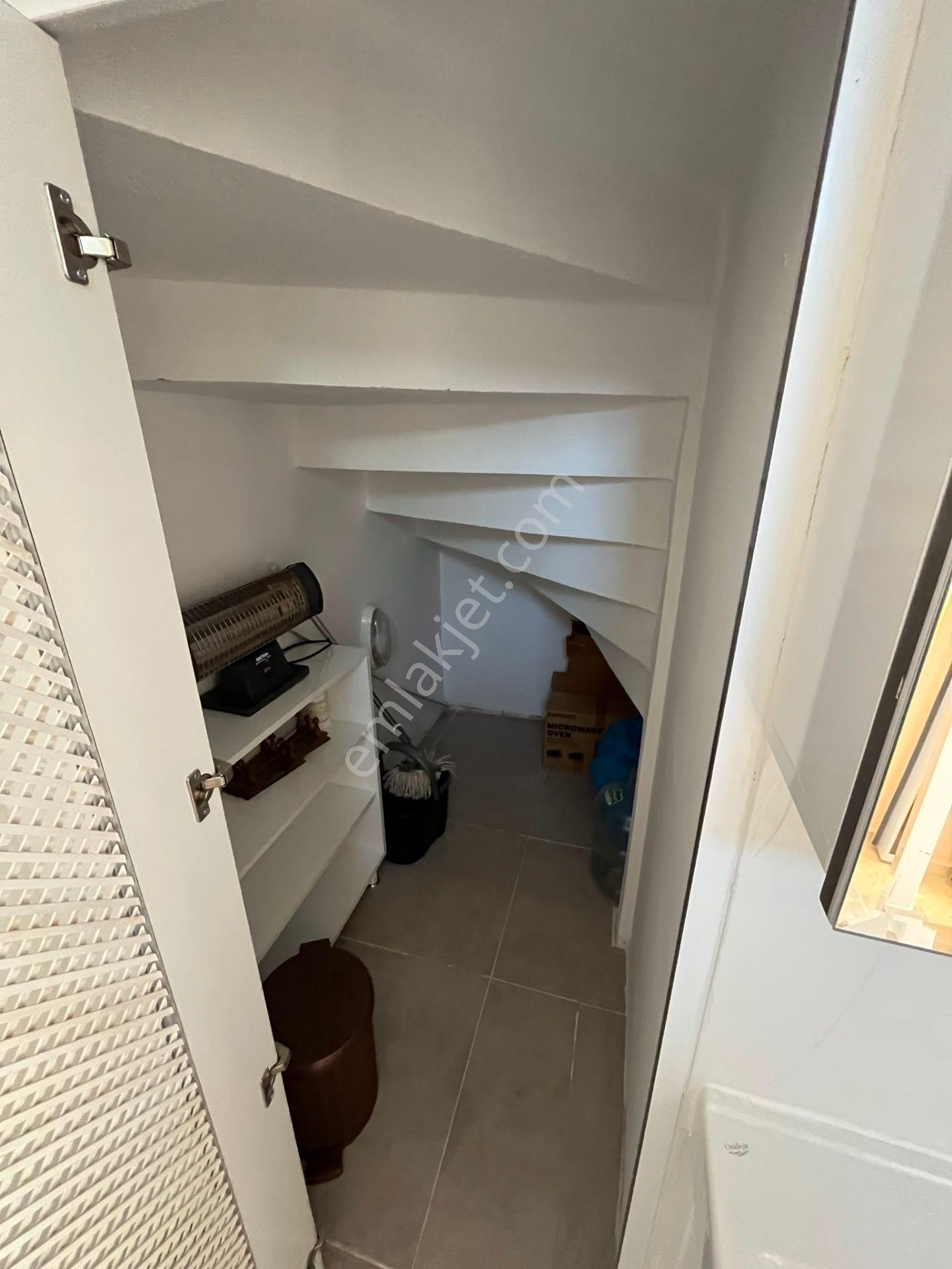 Edremit Narlı Mahallesi 3+1 Müstakil Bahçeli Otoparklı Kiralık Villa - Görsel 22