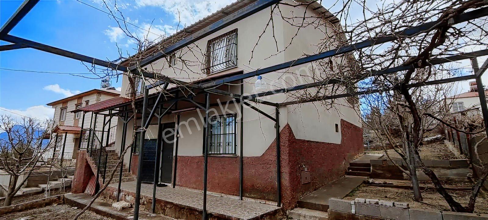 Pozantı Selçuk Emlaktan Y.konacık'da Satılık Müstakil Ev - Görsel 16