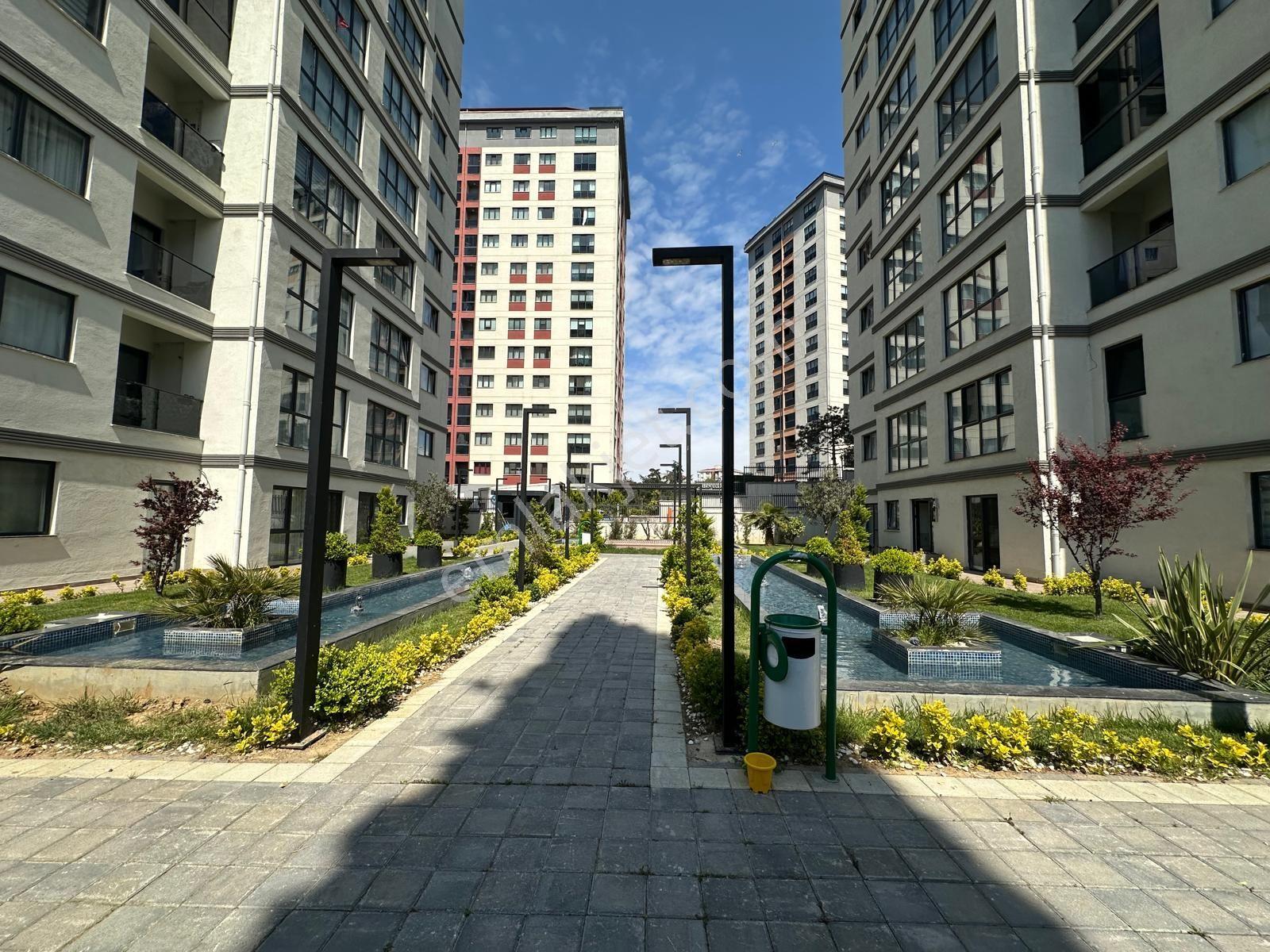 Mertcan'dan Royal Garden Sit Ara Kat 2+1 Ebeveyn Banyolu - İskanlı - Görsel 31