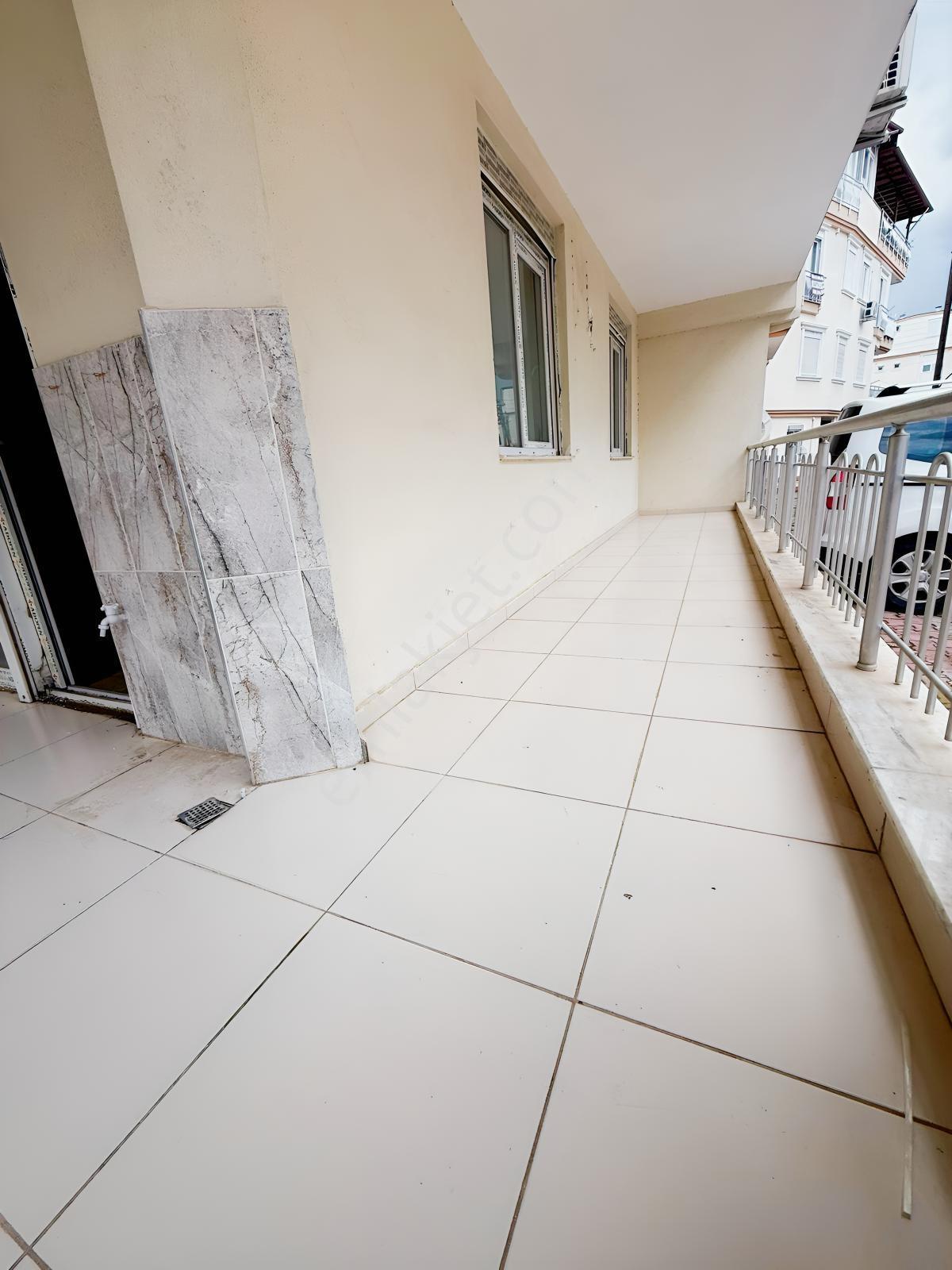 Poyraz'dan Kanal Mah. 2+0 65m² Zemin Kat Kiralık Daire - Görsel 2