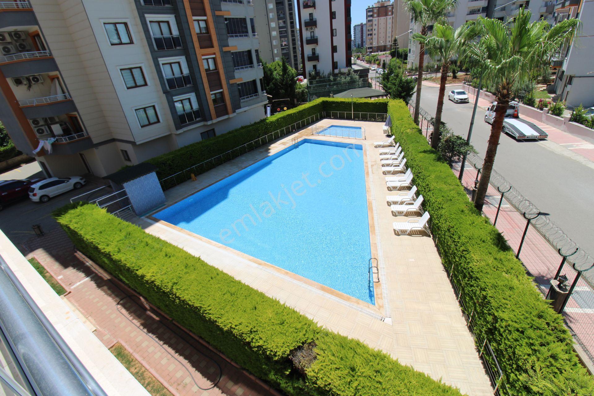 Mezitli Akdeniz'de Site İçinde Lüks 4+1 Daire (195m², Havuzlu) - Görsel 2
