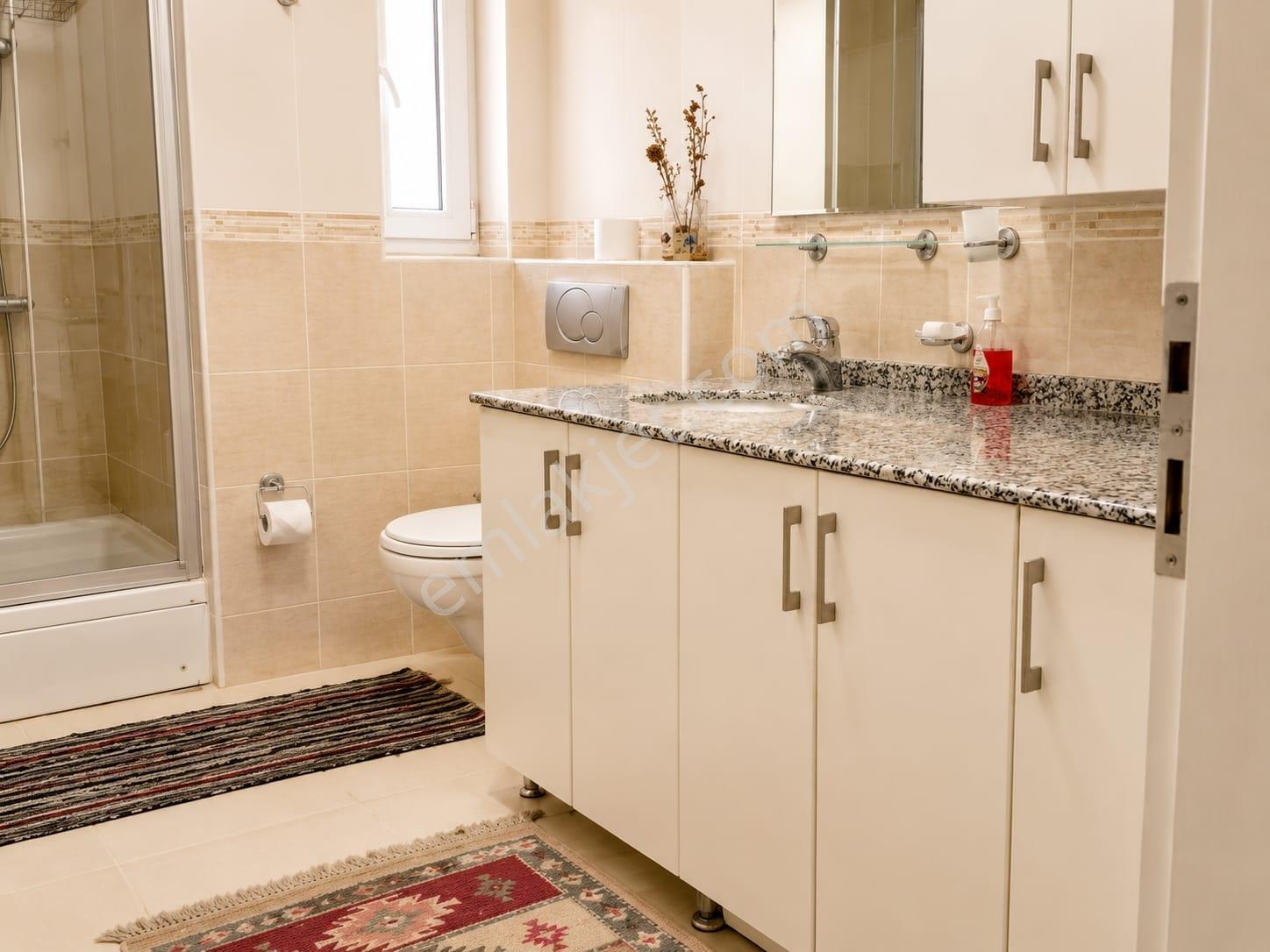 Alanya Tepe 3+1 Lüx Eşyalı 190m2 Kale Deniz Manzara Özel Otopark - Görsel 31