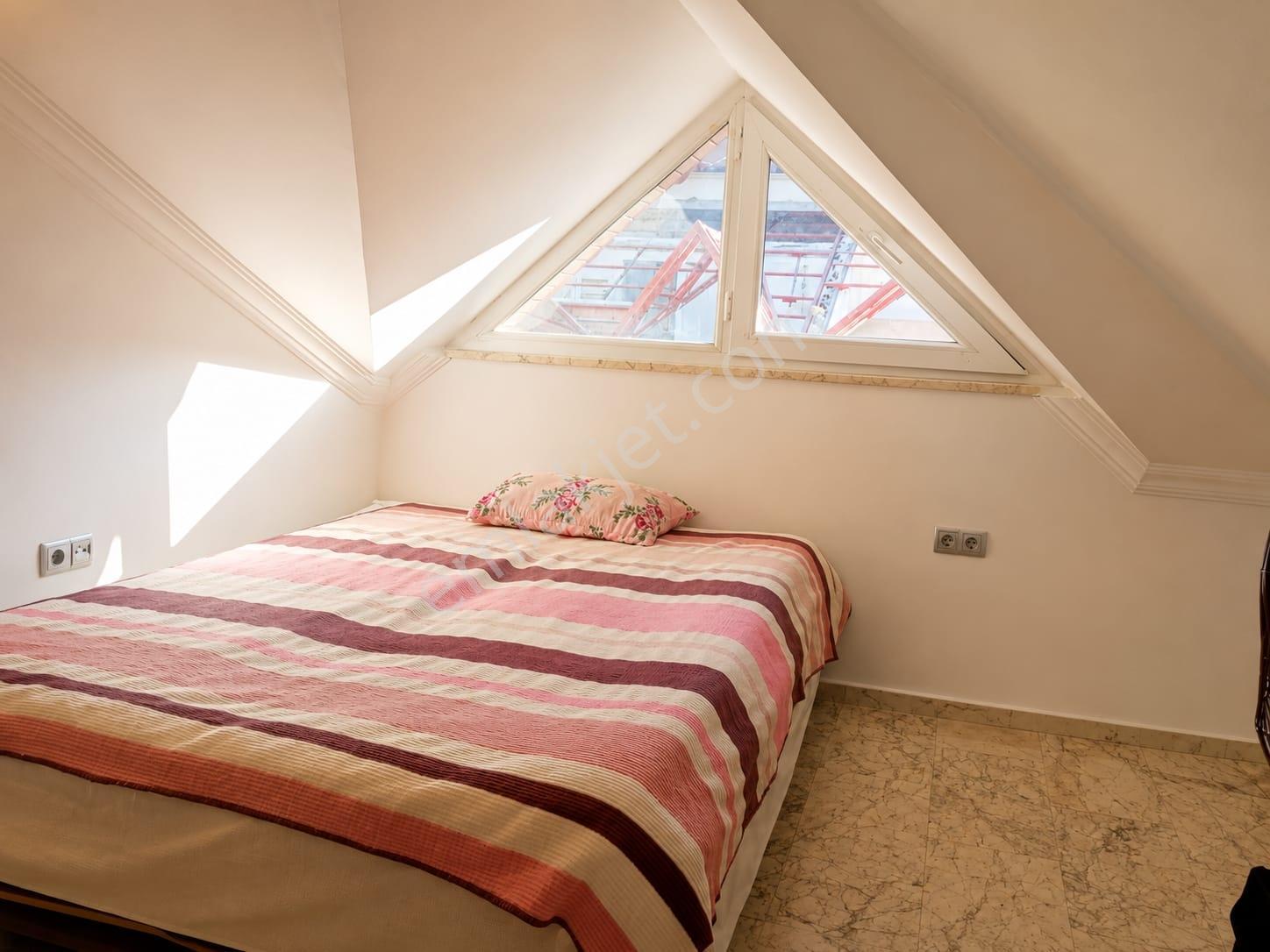 Alanya Tepe 3+1 Lüx Eşyalı 190m2 Kale Deniz Manzara Özel Otopark - Görsel 32