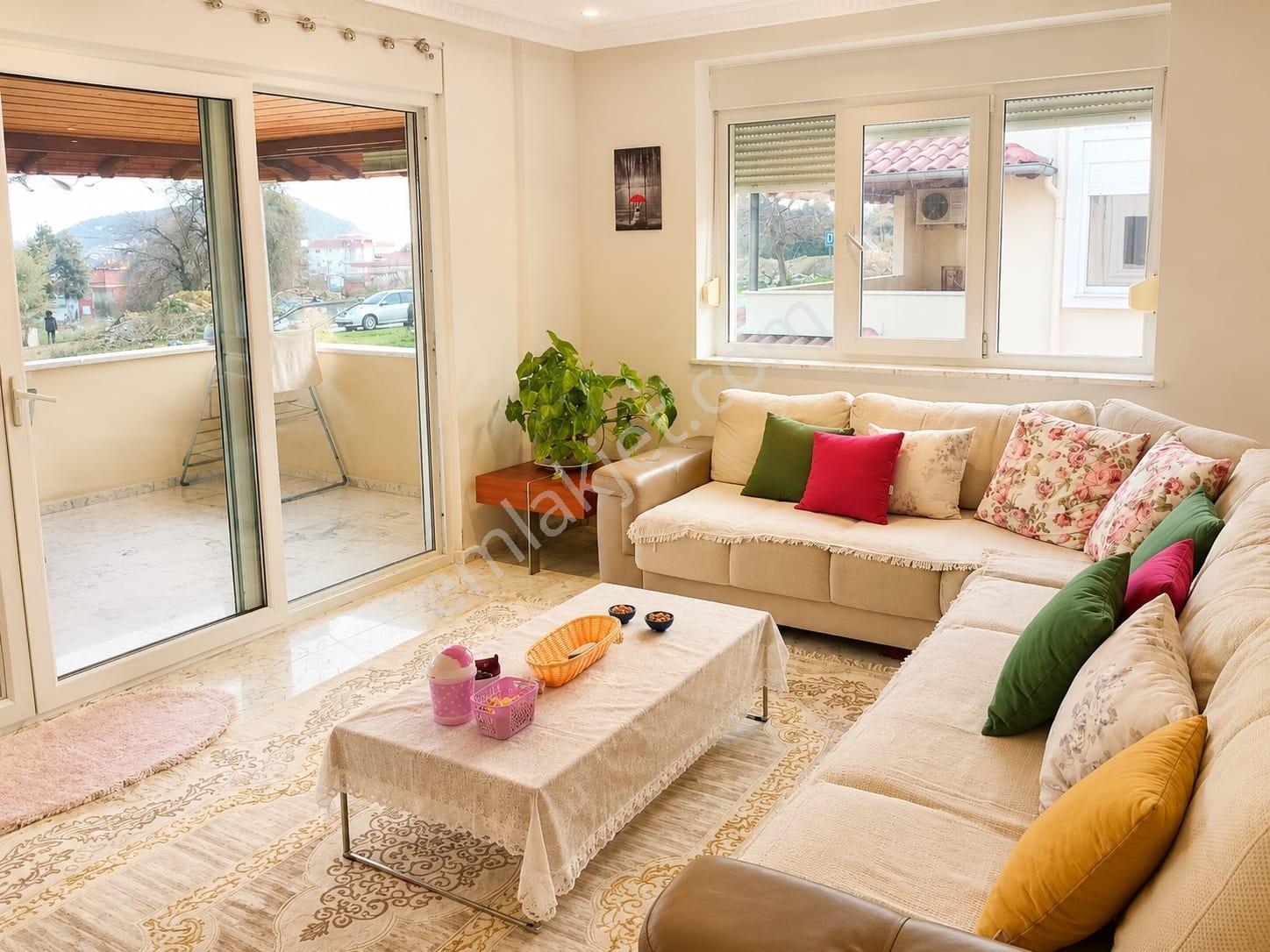 Alanya Tepe 3+1 Lüx Eşyalı 190m2 Kale Deniz Manzara Özel Otopark - Görsel 7