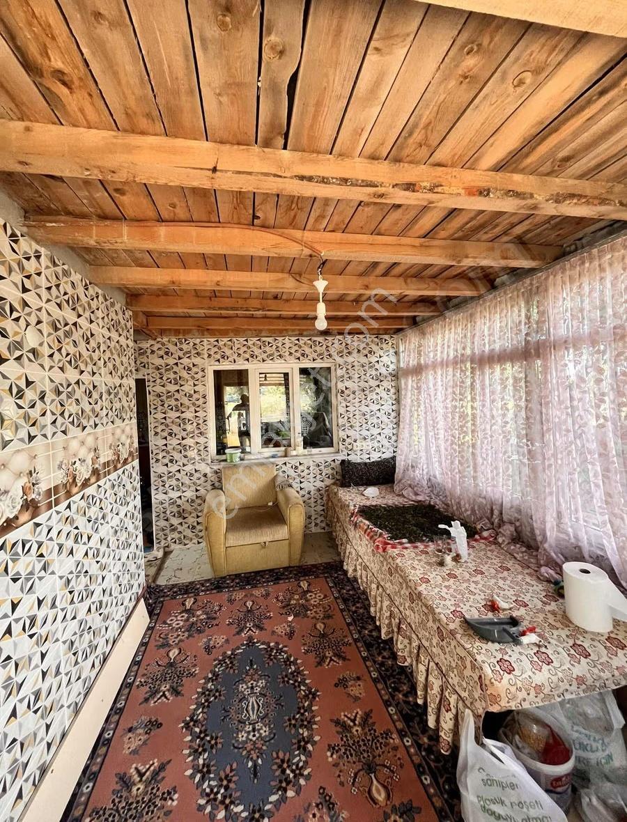 Banaz Kavacık Köyünde 5238m2 Tarla İçinde 2katlı Ev - Görsel 15