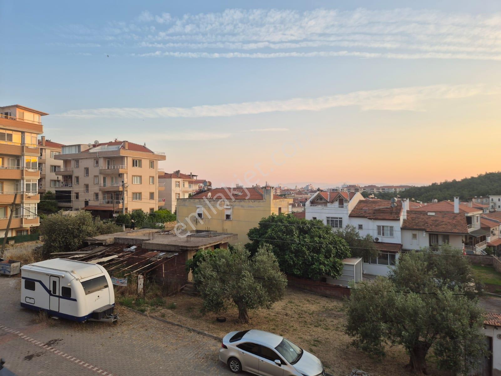 Route 10'dan Ayvalık Sarımsaklı'da Ferah, Nezih Satılık Daire - Görsel 6