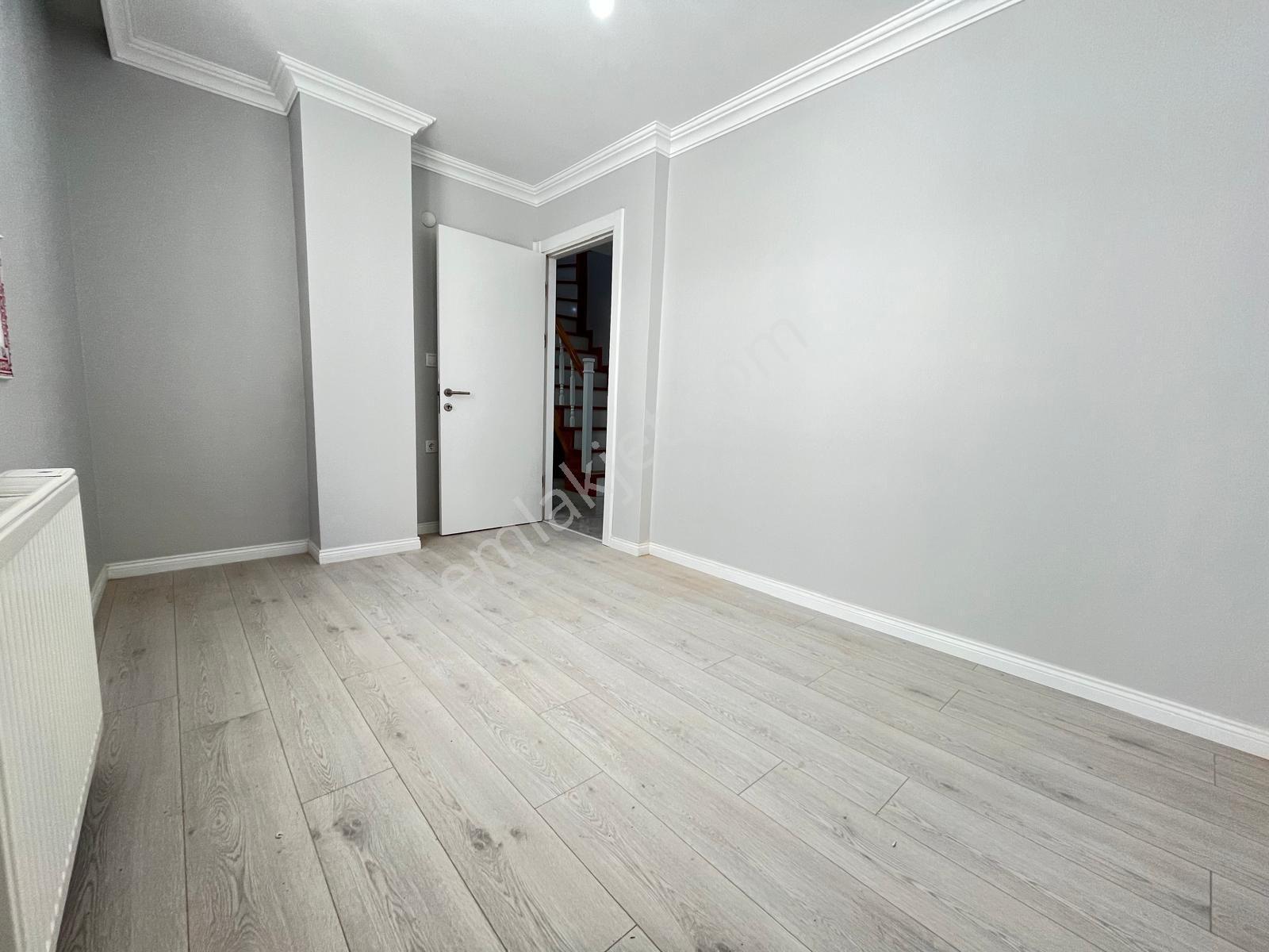 Yusuf Emlak'tan Gültepe Mahallesi'nde Satılık 210 M² Sıfır Çift Girişli 4+2 Dubleks - Görsel 10
