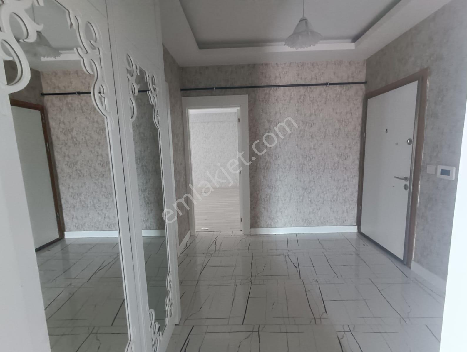 Ertuğrulgazi Mah. Site İçi 3,5+1, 175m² Kiralık Daire - Görsel 10