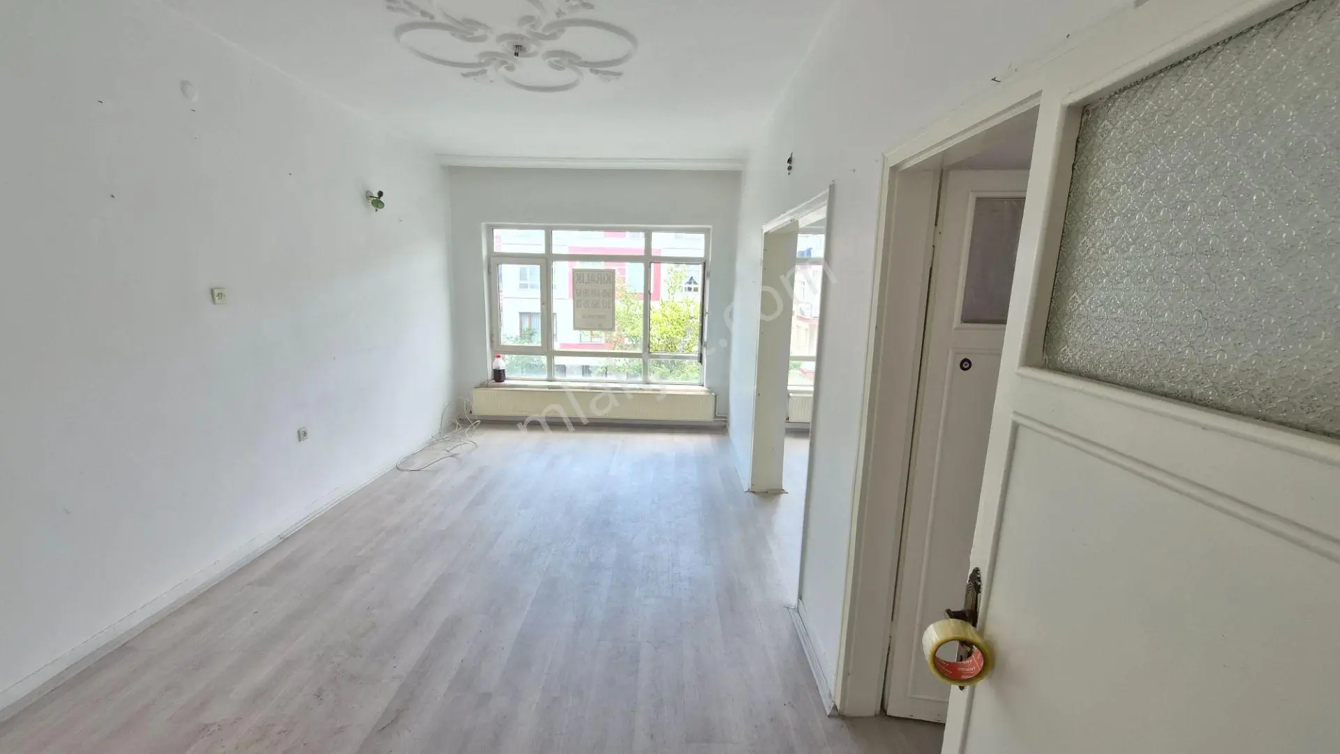 Abidin Paşada 2. Katta 3+1 Full Yapılı Kiralık Daire