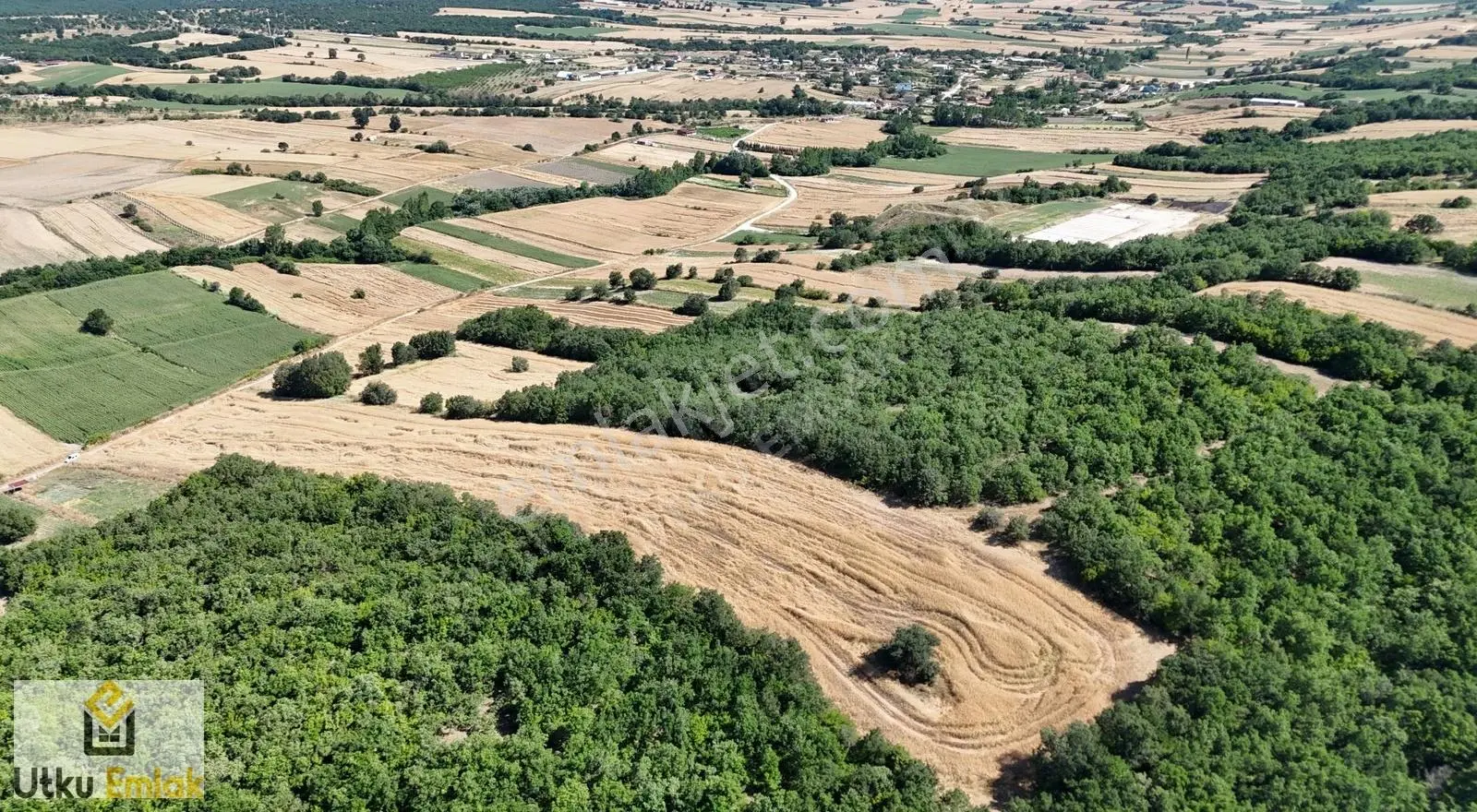 Babaeski Çavuşköy De 9513 M2 Köye Yakın Satılık Tarla