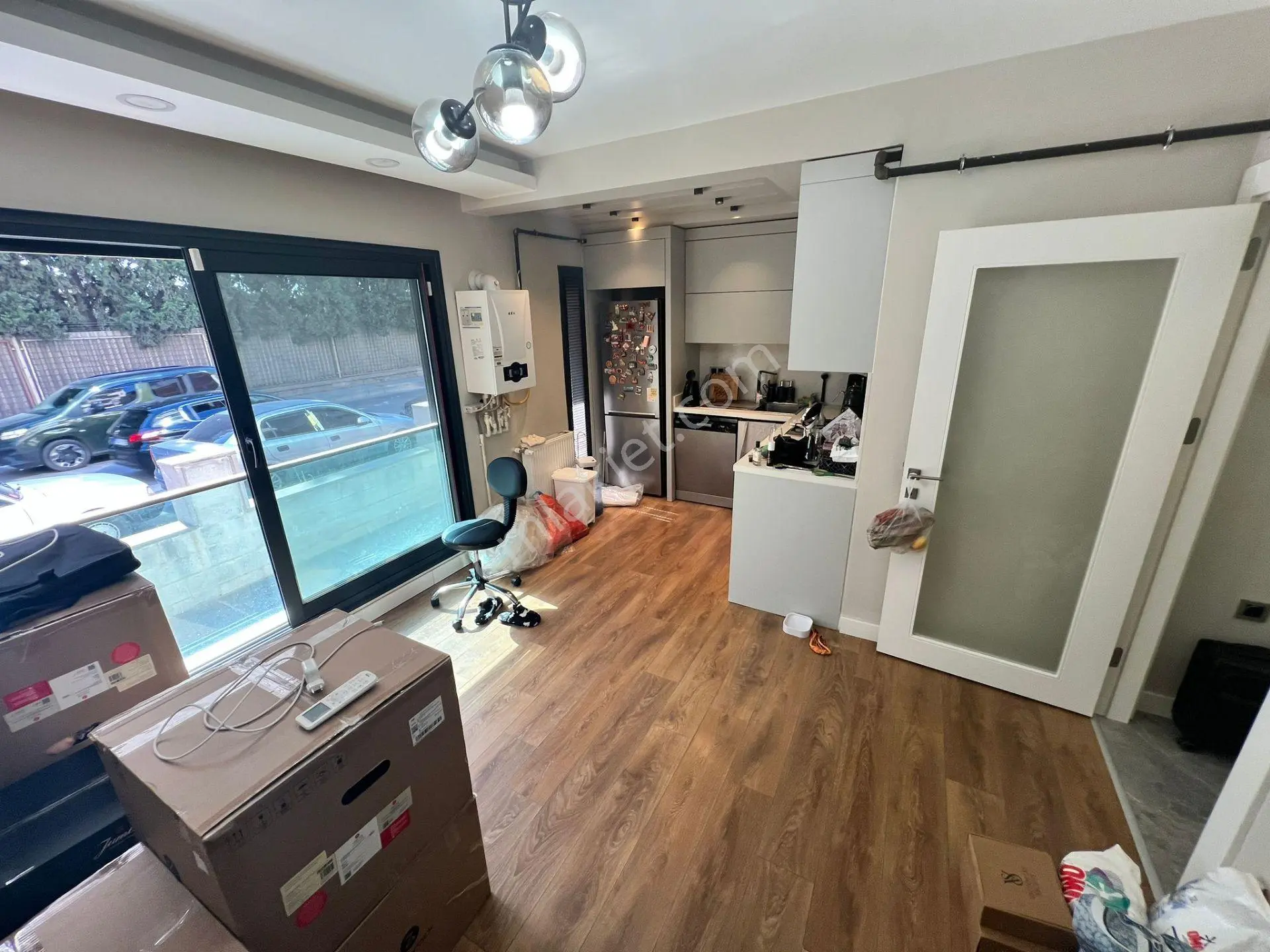 Şirinyer Koşu Yolu Caddesi'nde Bahçeli, Modern 2+1 Kiralık Daire - Görsel 5