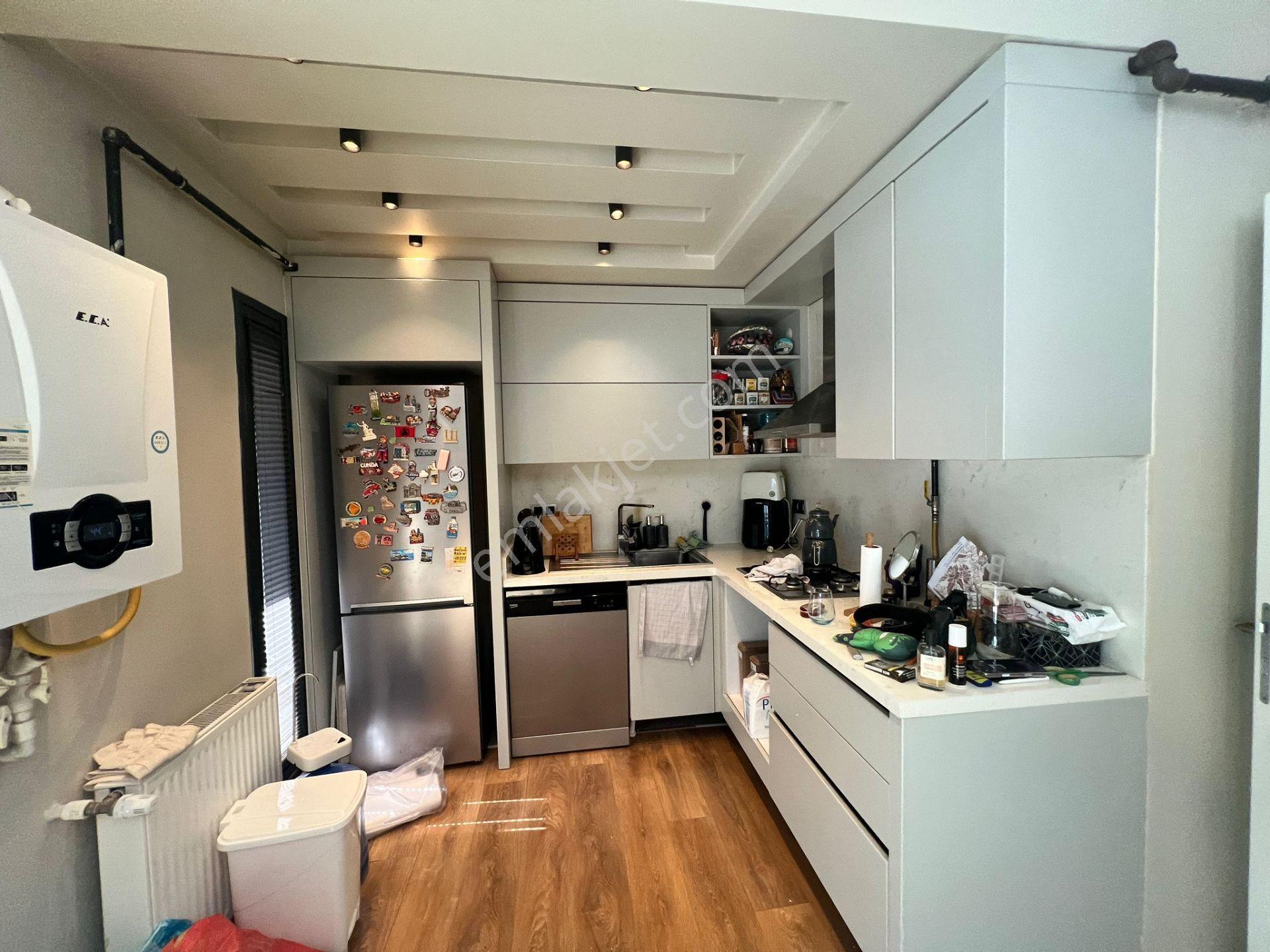 Şirinyer Koşu Yolu Caddesi'nde Bahçeli, Modern 2+1 Kiralık Daire - Görsel 3