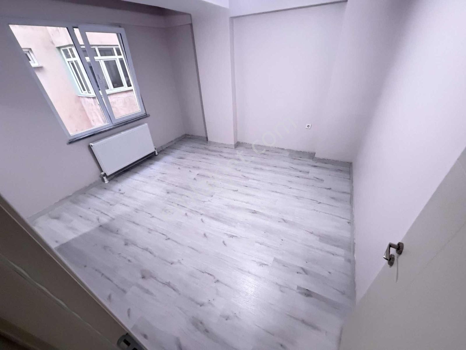 Tramvaya Komşu 3+1 130m2 1.kat 3 Yıllık Ebeveyn Banyolu Daire - Görsel 8