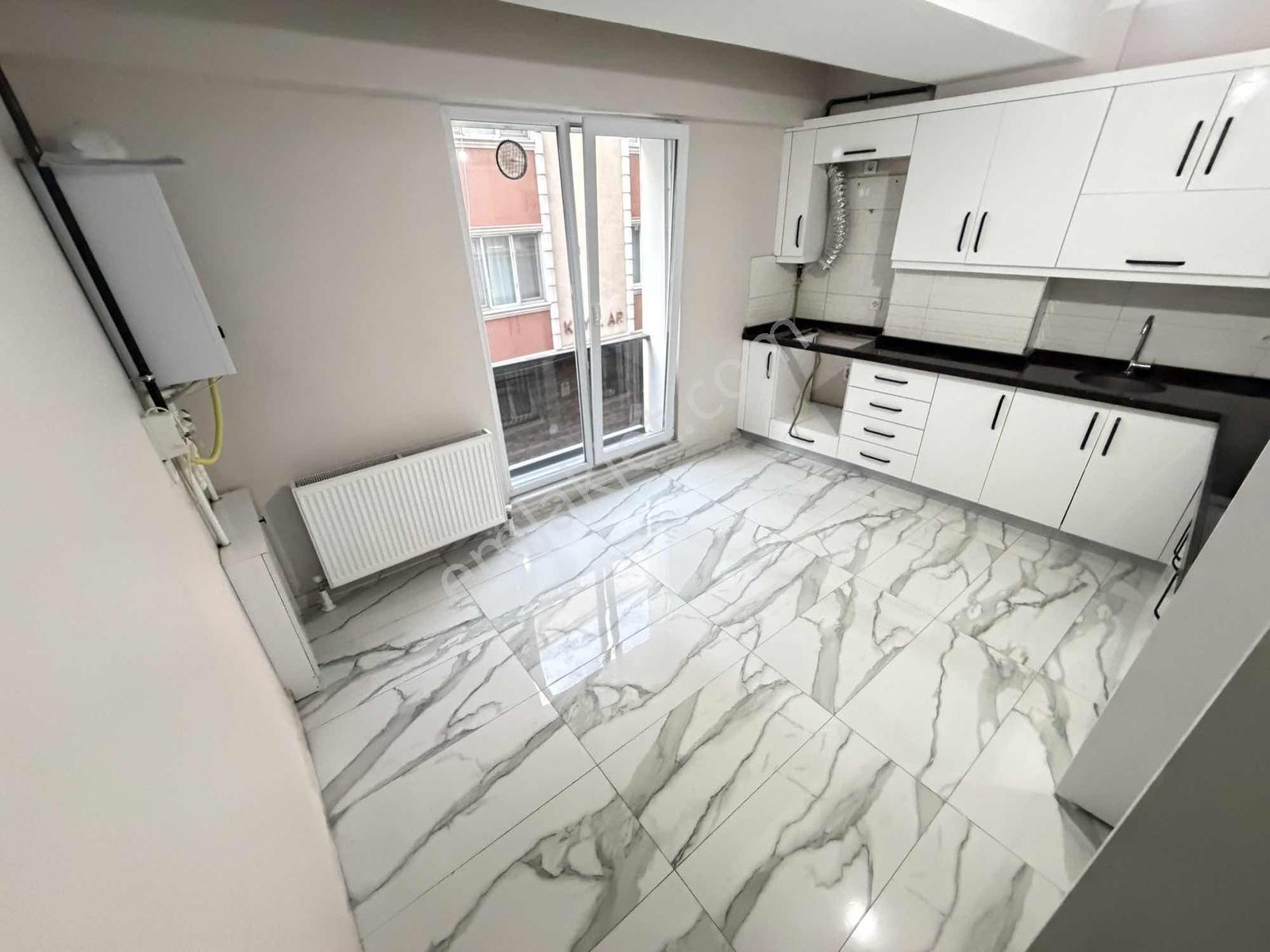 Tramvaya Komşu 3+1 130m2 1.kat 3 Yıllık Ebeveyn Banyolu Daire - Görsel 26