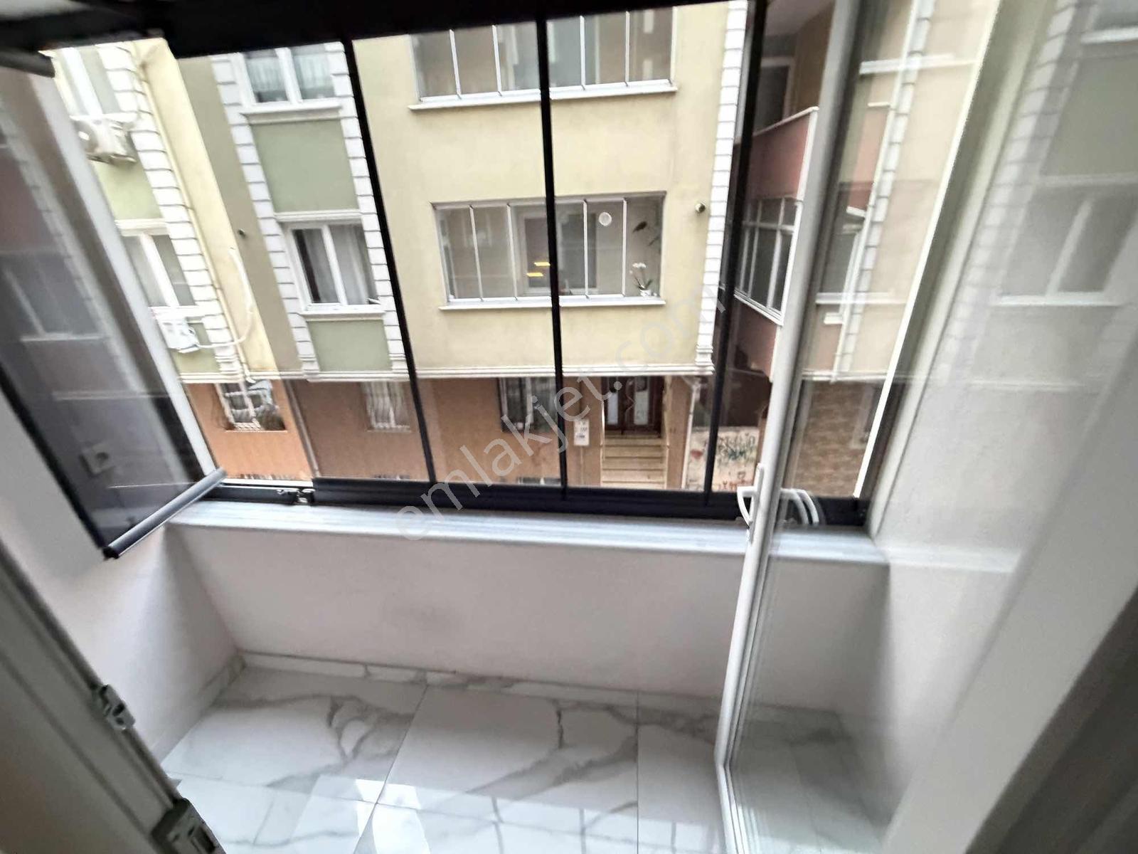 Tramvaya Komşu 3+1 130m2 1.kat 3 Yıllık Ebeveyn Banyolu Daire - Görsel 34