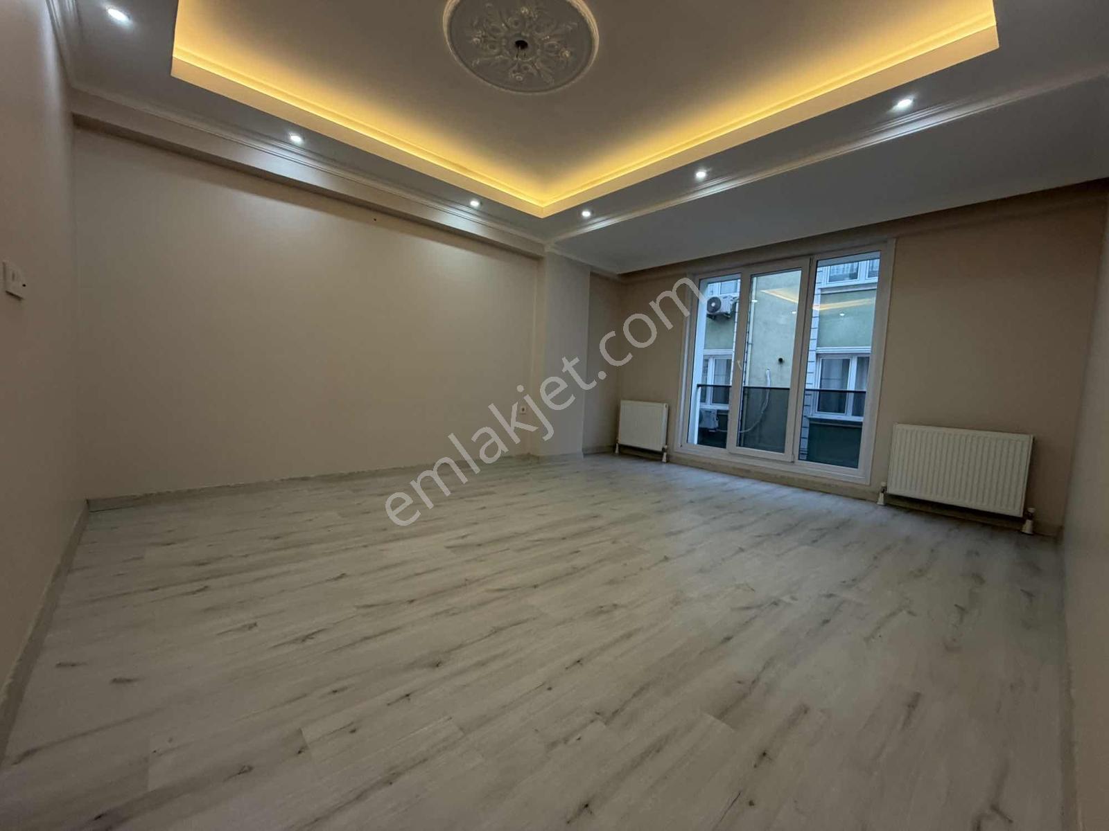 Tramvaya Komşu 3+1 130m2 1.kat 3 Yıllık Ebeveyn Banyolu Daire - Görsel 19
