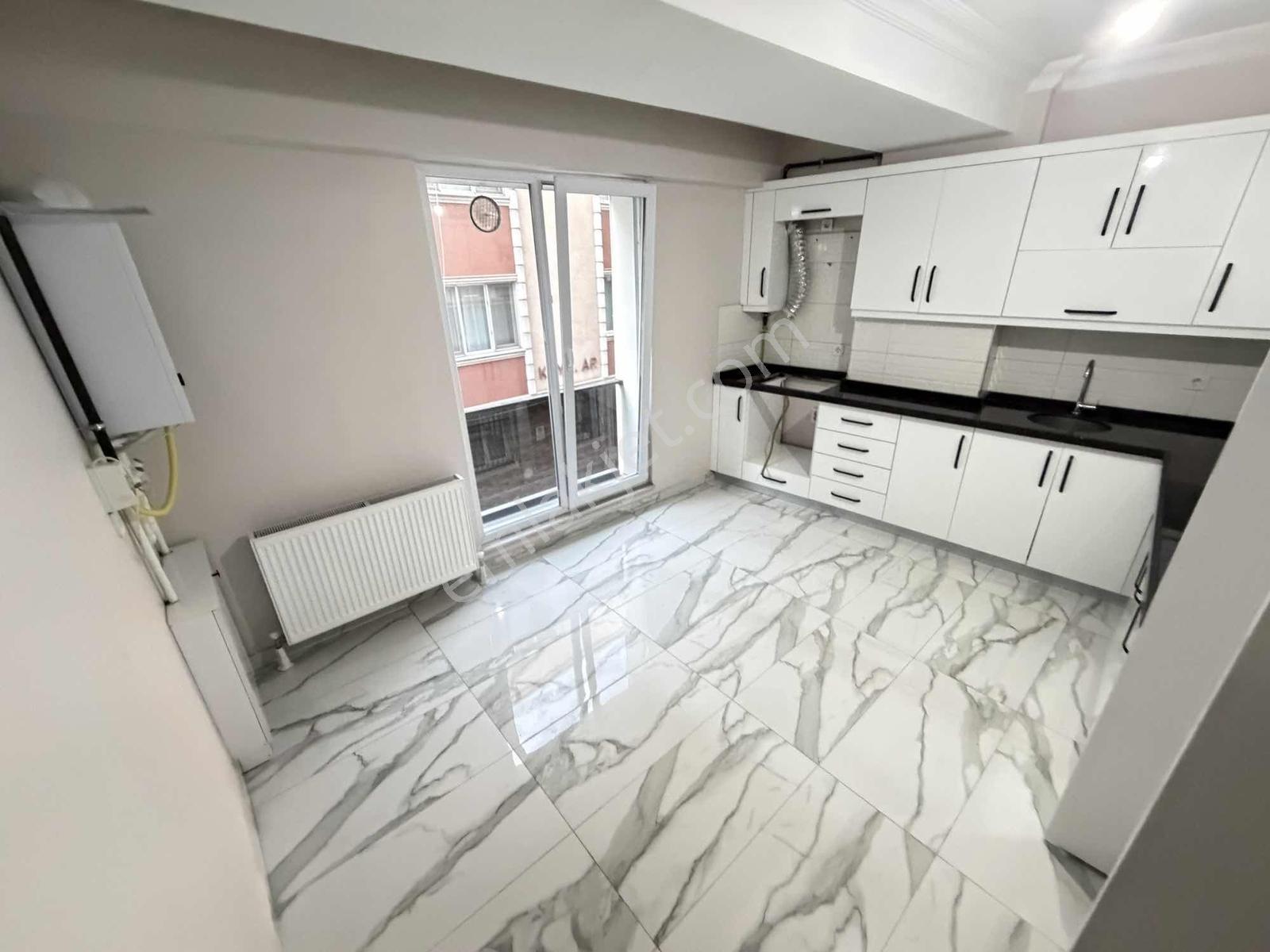 Tramvaya Komşu 3+1 130m2 1.kat 3 Yıllık Ebeveyn Banyolu Daire - Görsel 29