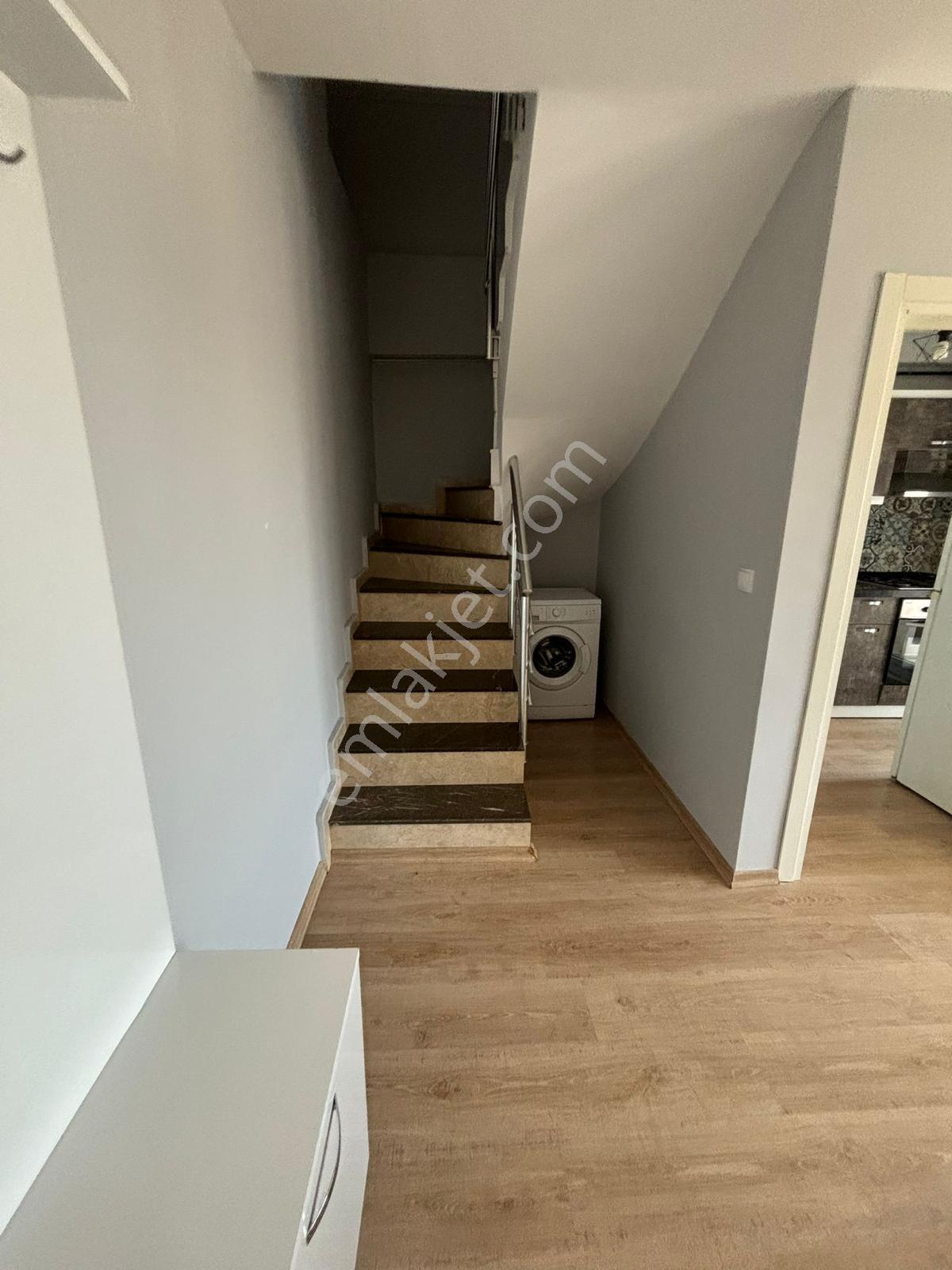 Dumlupınarda Ayrı Mutfaklı Full Eşyalı 2+1 Geniş Kiralık Daire - Görsel 5