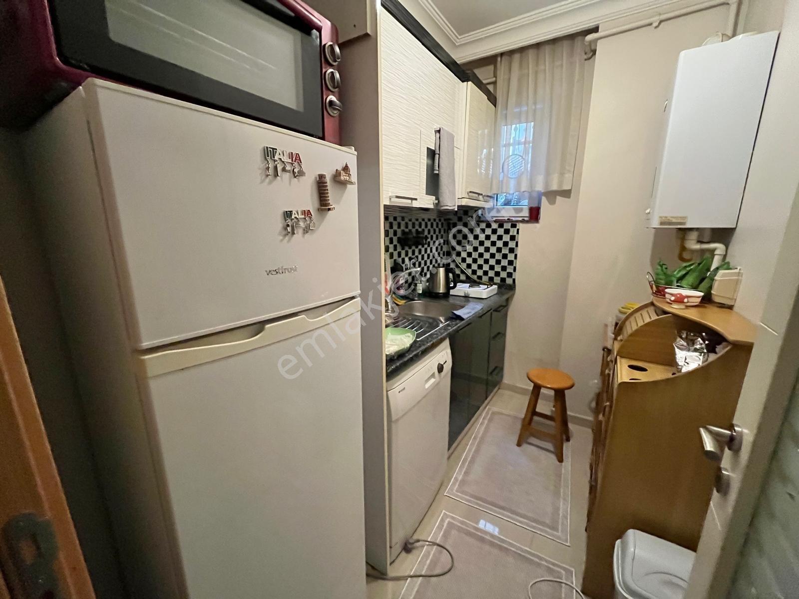 Loft'tan Kemalpaşa Mah Metrobüse Çok Yakın 1+1 Eşyalı Bahçekat - Görsel 13