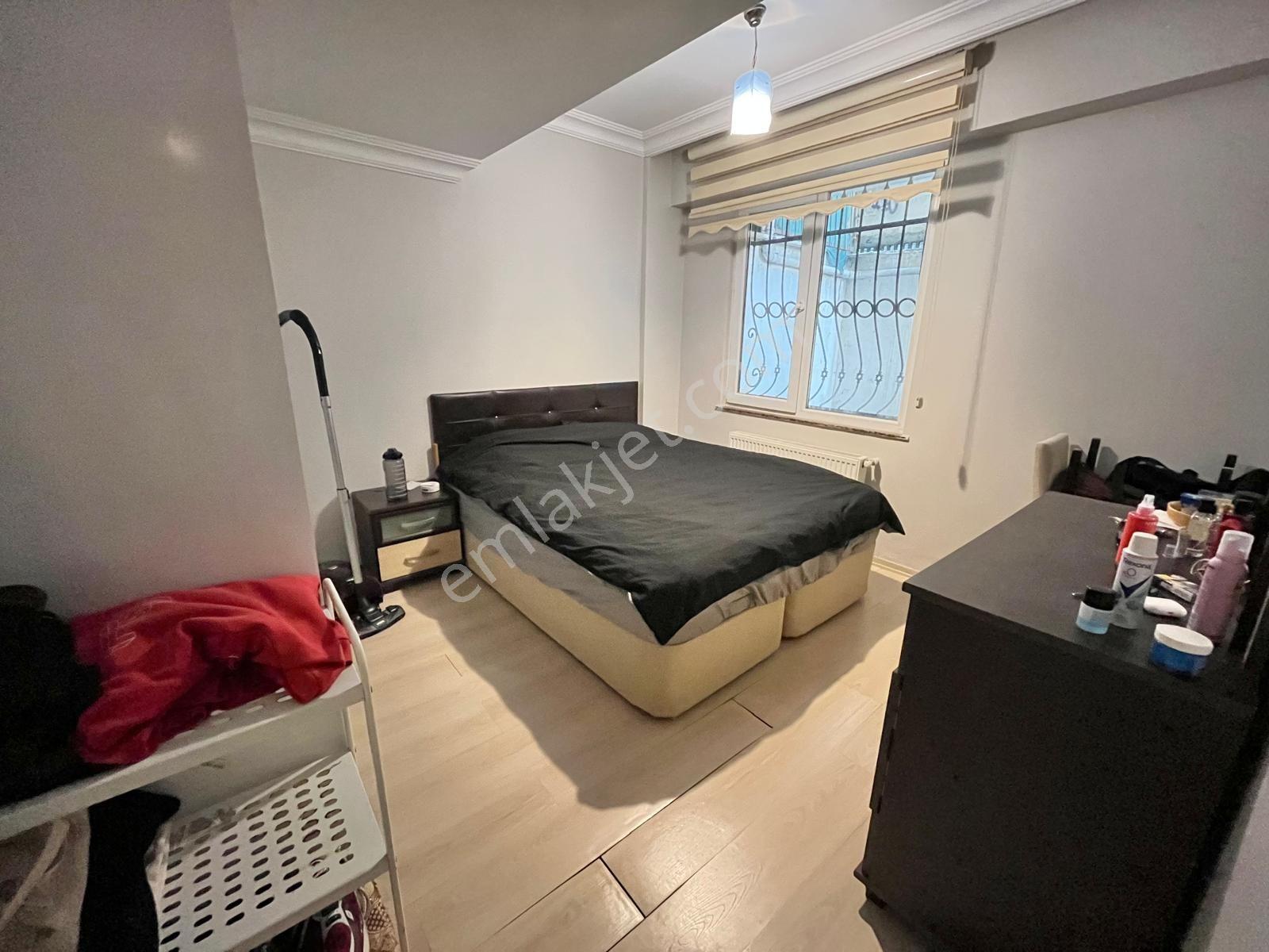 Loft'tan Kemalpaşa Mah Metrobüse Çok Yakın 1+1 Eşyalı Bahçekat - Görsel 14