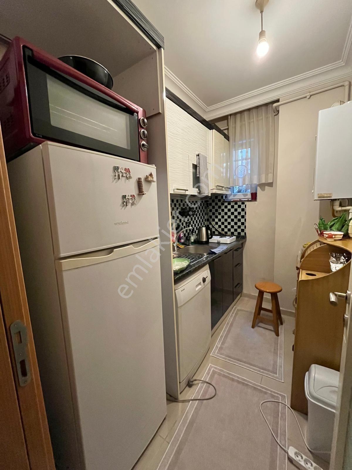 Loft'tan Kemalpaşa Mah Metrobüse Çok Yakın 1+1 Eşyalı Bahçekat - Görsel 12
