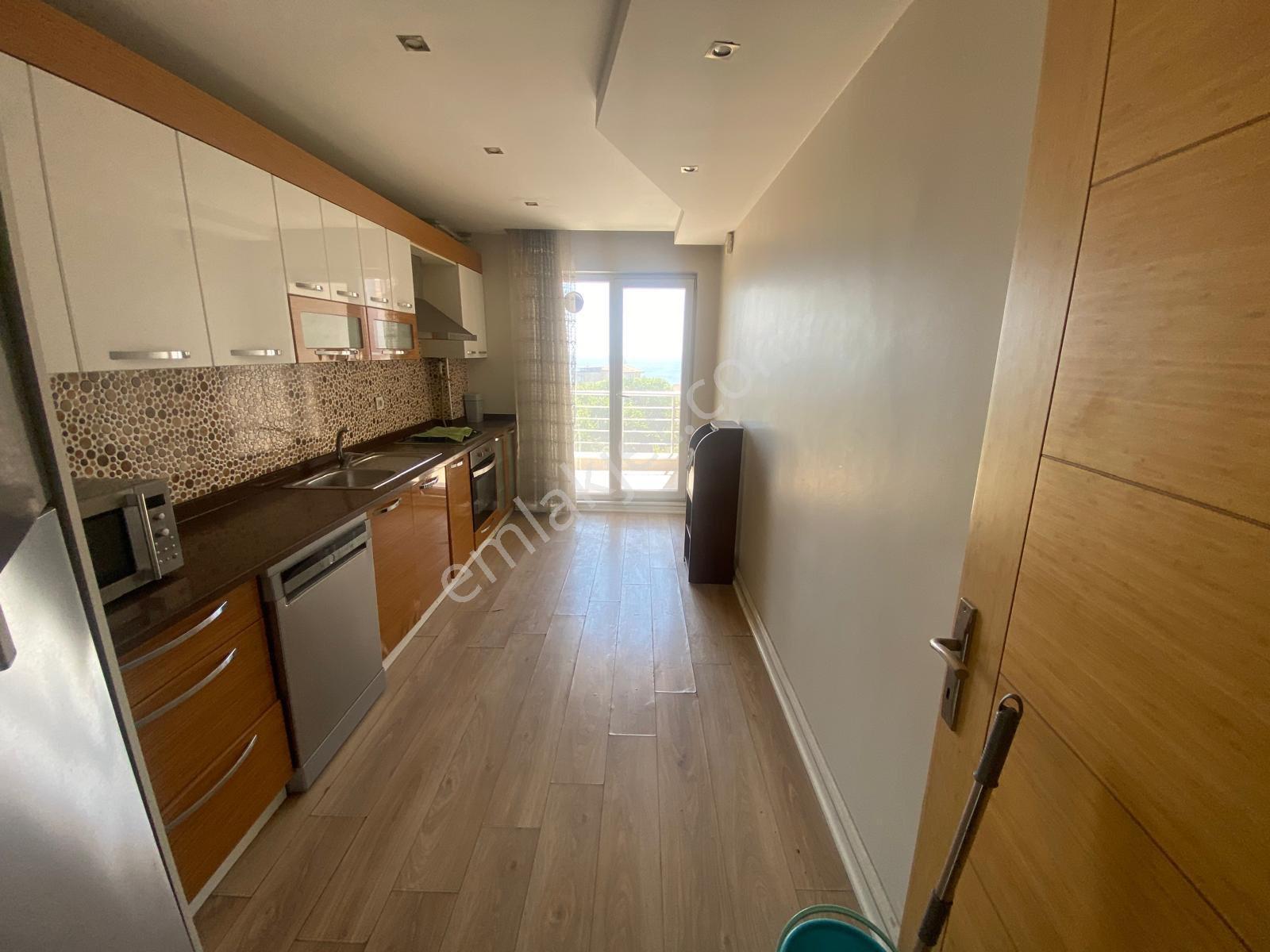 Cumhuriyet Caddesi 3+1 Yeni Bina 160m2 Otoparklı Asansörlü Kiralık Daire - Görsel 2