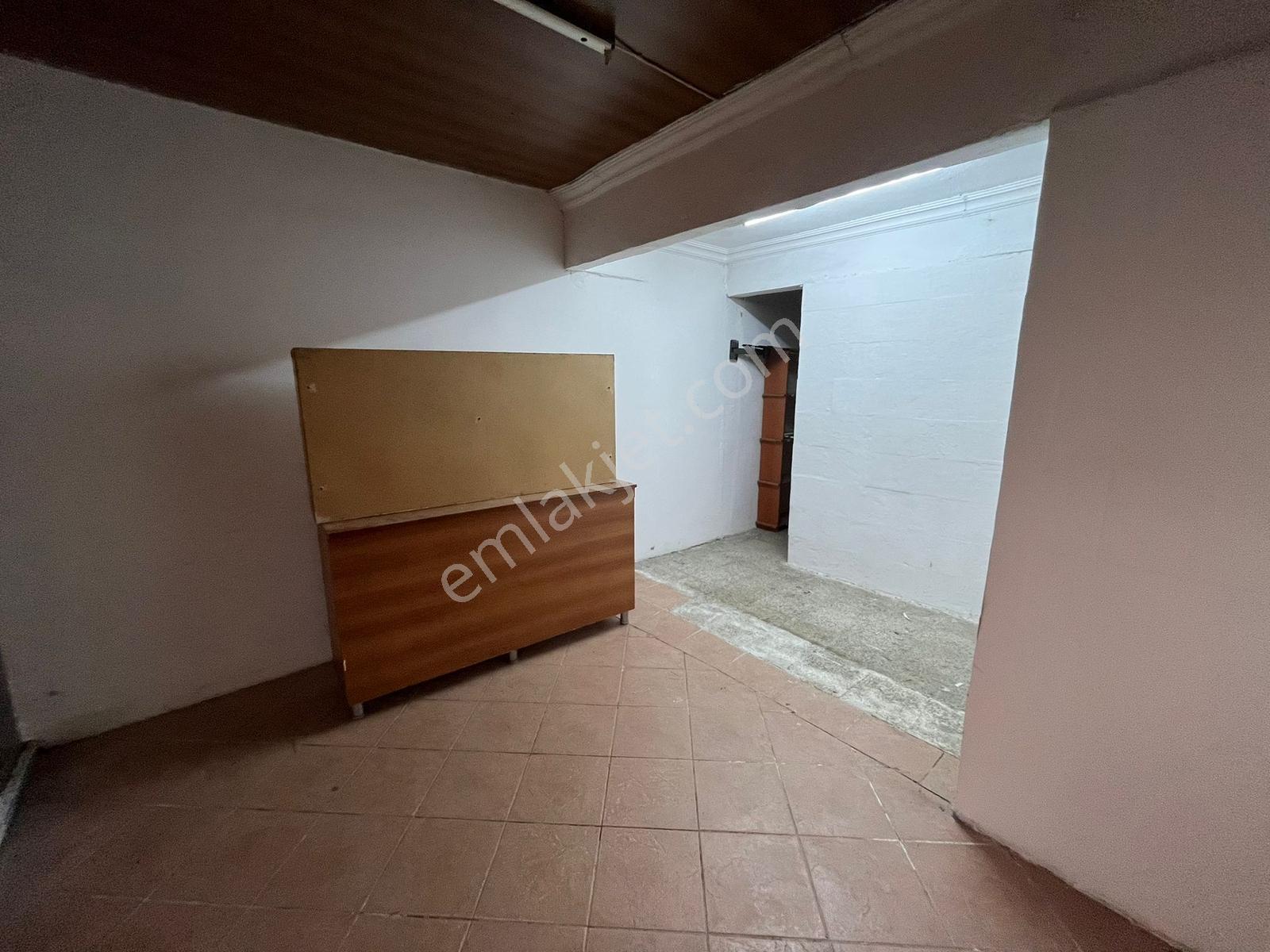 Milas Emek'te Kiralık Depo 58 M² Bodrum Yolu Cepheli - Görsel 12