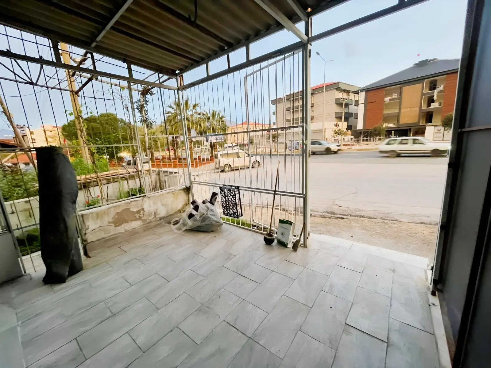 Milas Emek'te Kiralık Depo 58 M² Bodrum Yolu Cepheli - Görsel 16