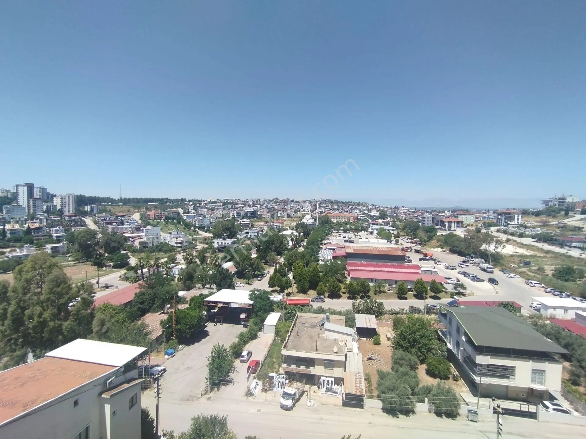 Süleyman Demirelde Sosyal Alanlı 4+1 Kapalı Mutfaklı Yeni Binada Lüks Daire - Görsel 3