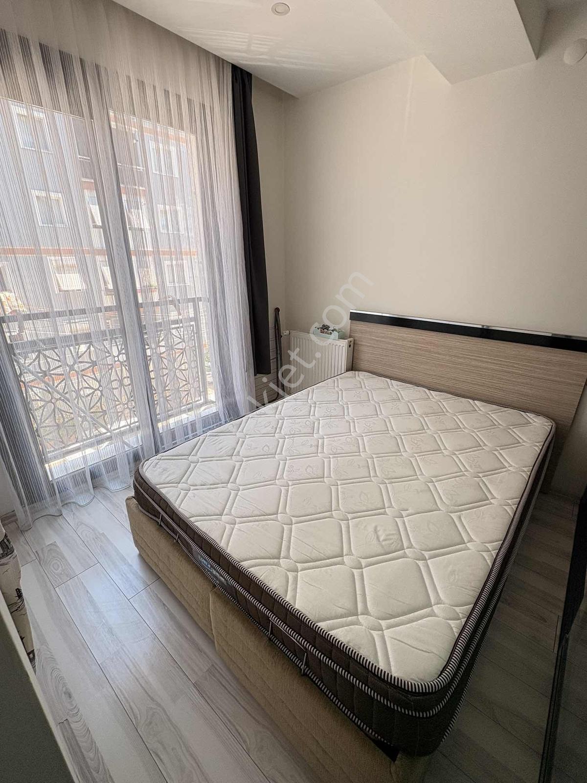 Doğa Dostu'ndan Bornova Kardelen Evl. 1+1 Eşyalı - Görsel 23