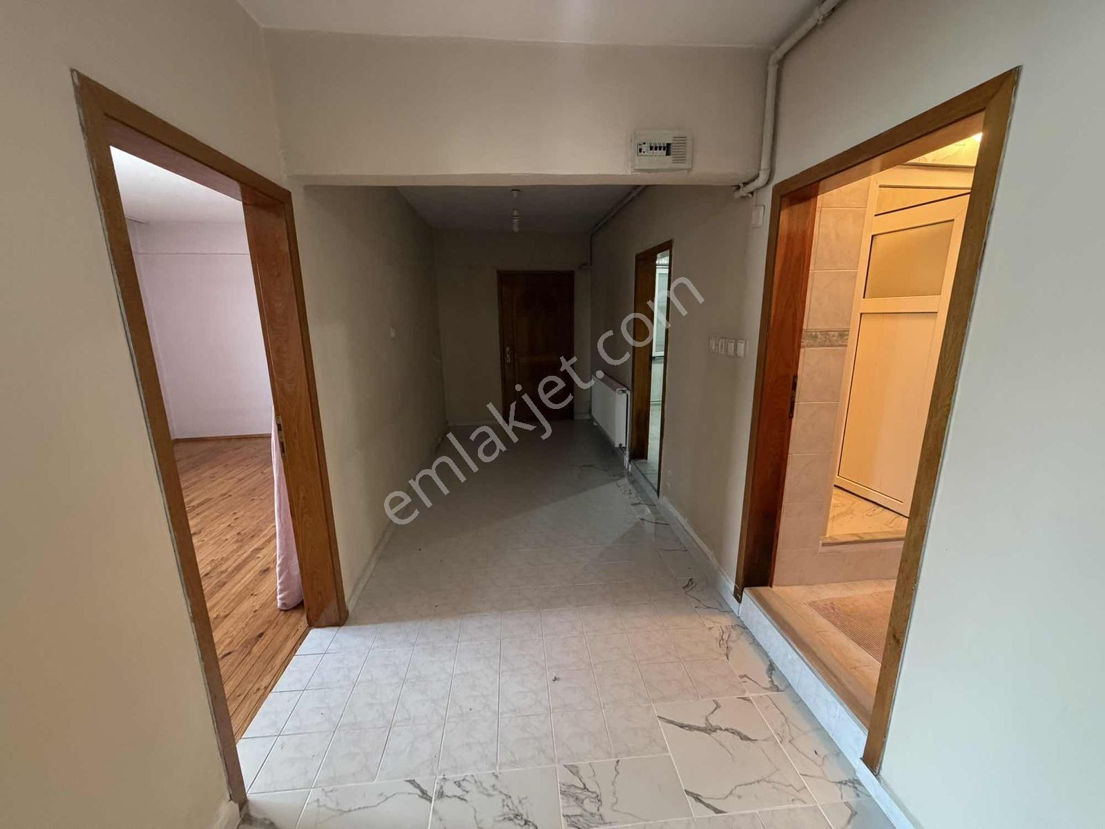 Bağlaraltı Mahallesin Kiralık 2+1 Daire - Görsel 20